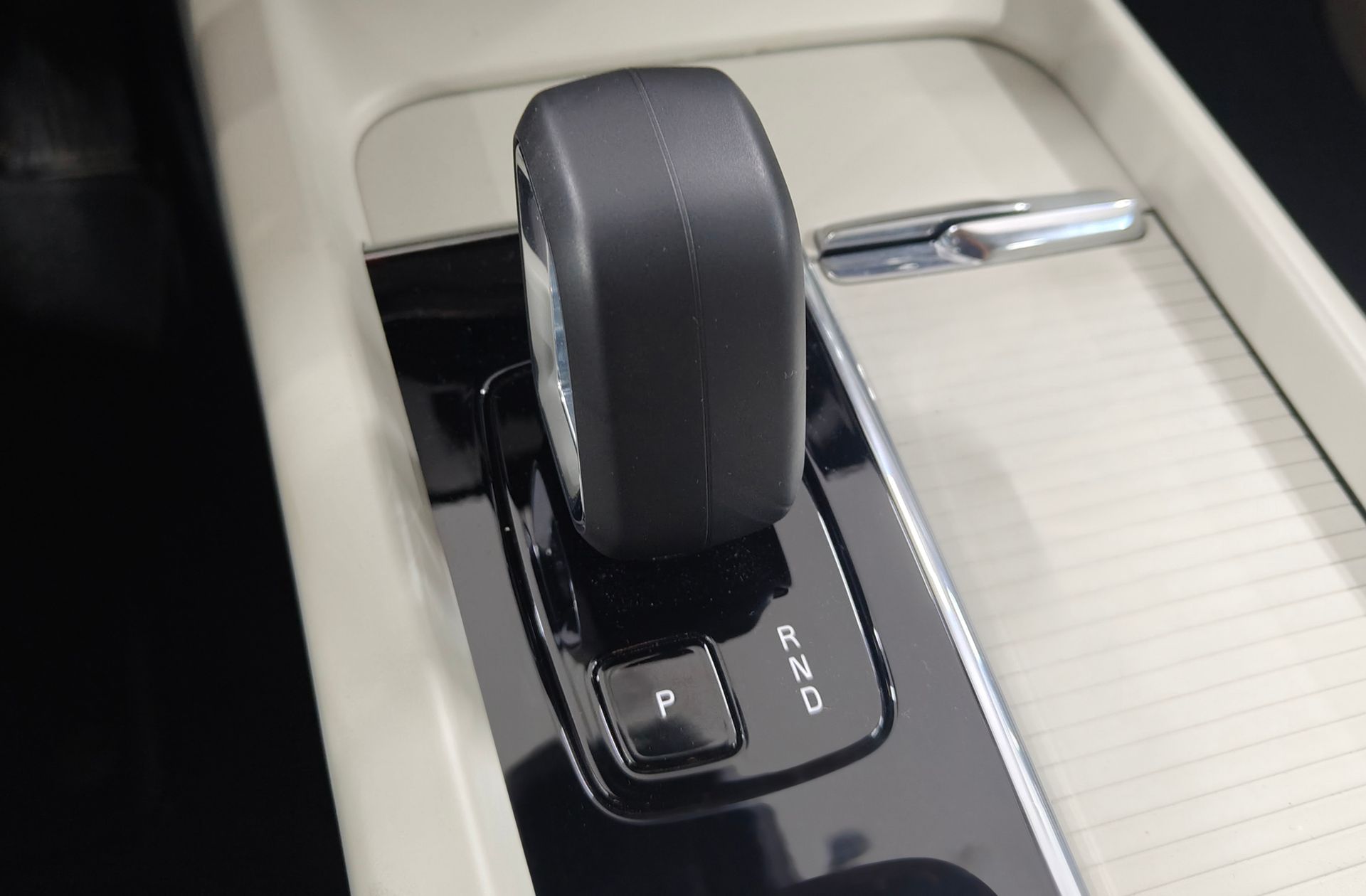 Volvo XC60 B4 D Core - foto 5