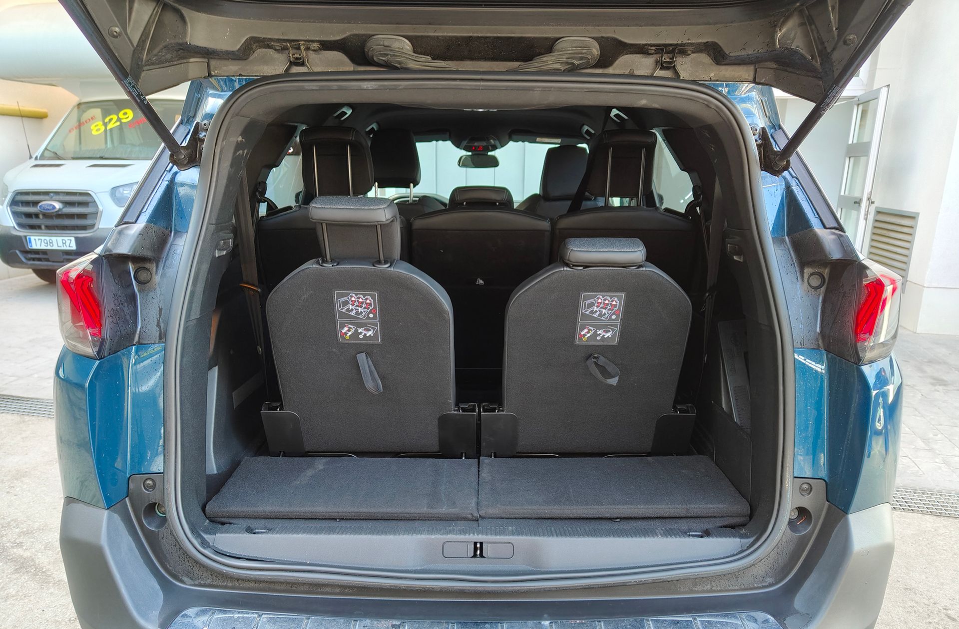 Peugeot 5008 1.2 Allure Pack eDCS6 7 plazas - foto 18