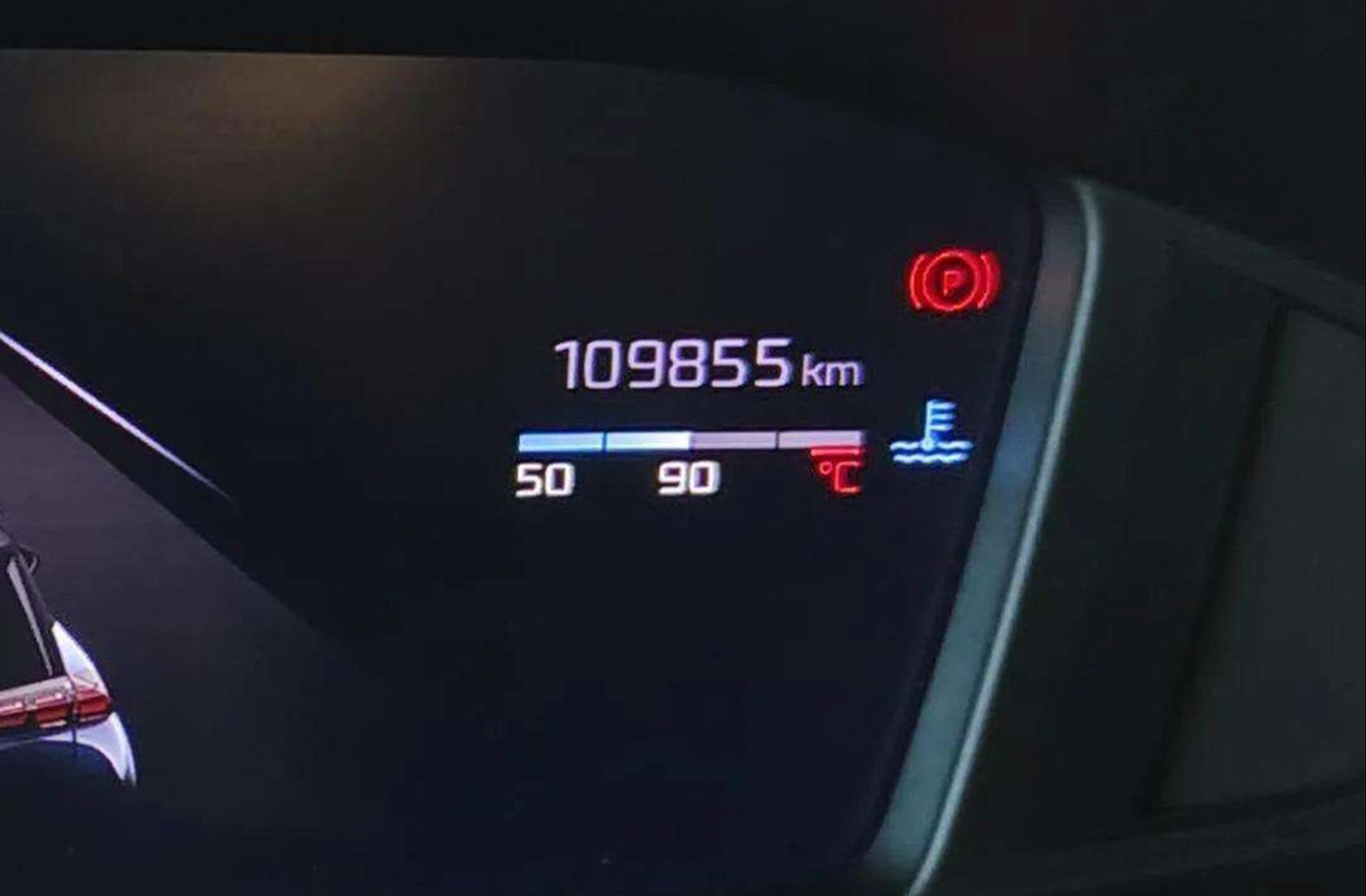 Peugeot 2008 PureTech 100 Allure - foto 10