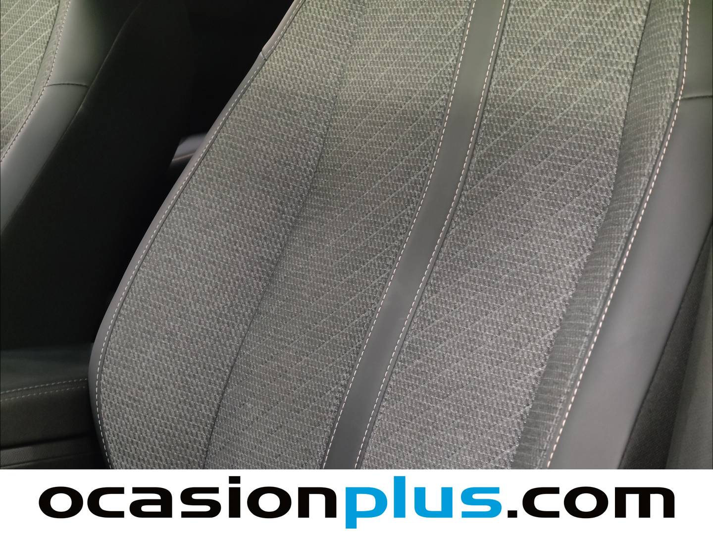 Foto Peugeot 208 Peugeot 208 PureTech 100 Allure  (100 CV)