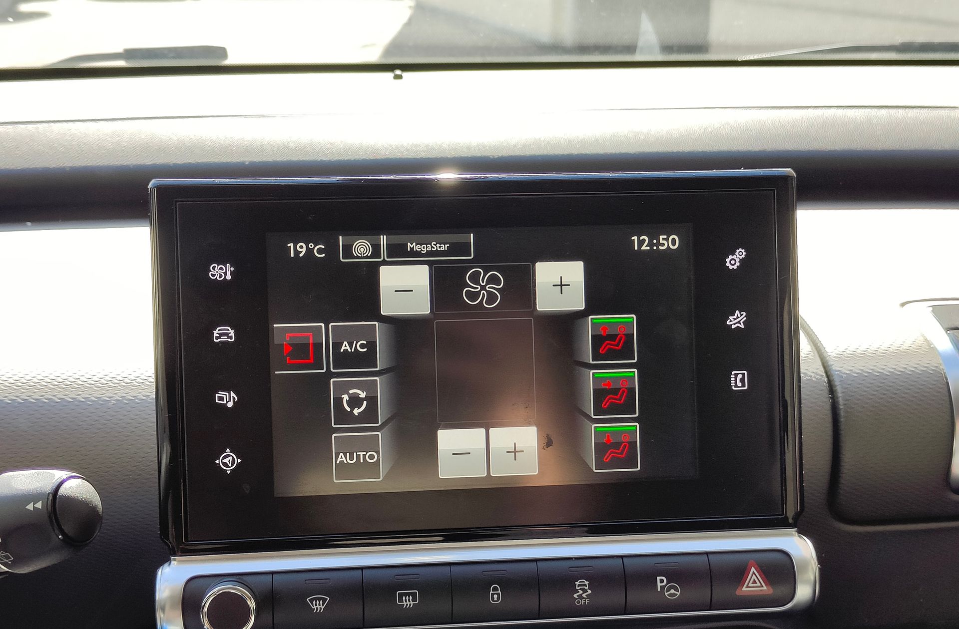Citroën C4 Cactus PureTech 110 Shine - foto 27