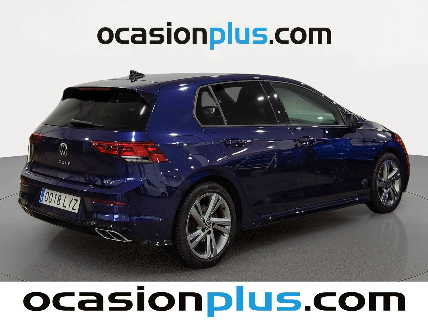 Foto trasera Volkswagen Golf Volkswagen Golf R-Line 1.5 eTSI (150 CV) DSG derecha