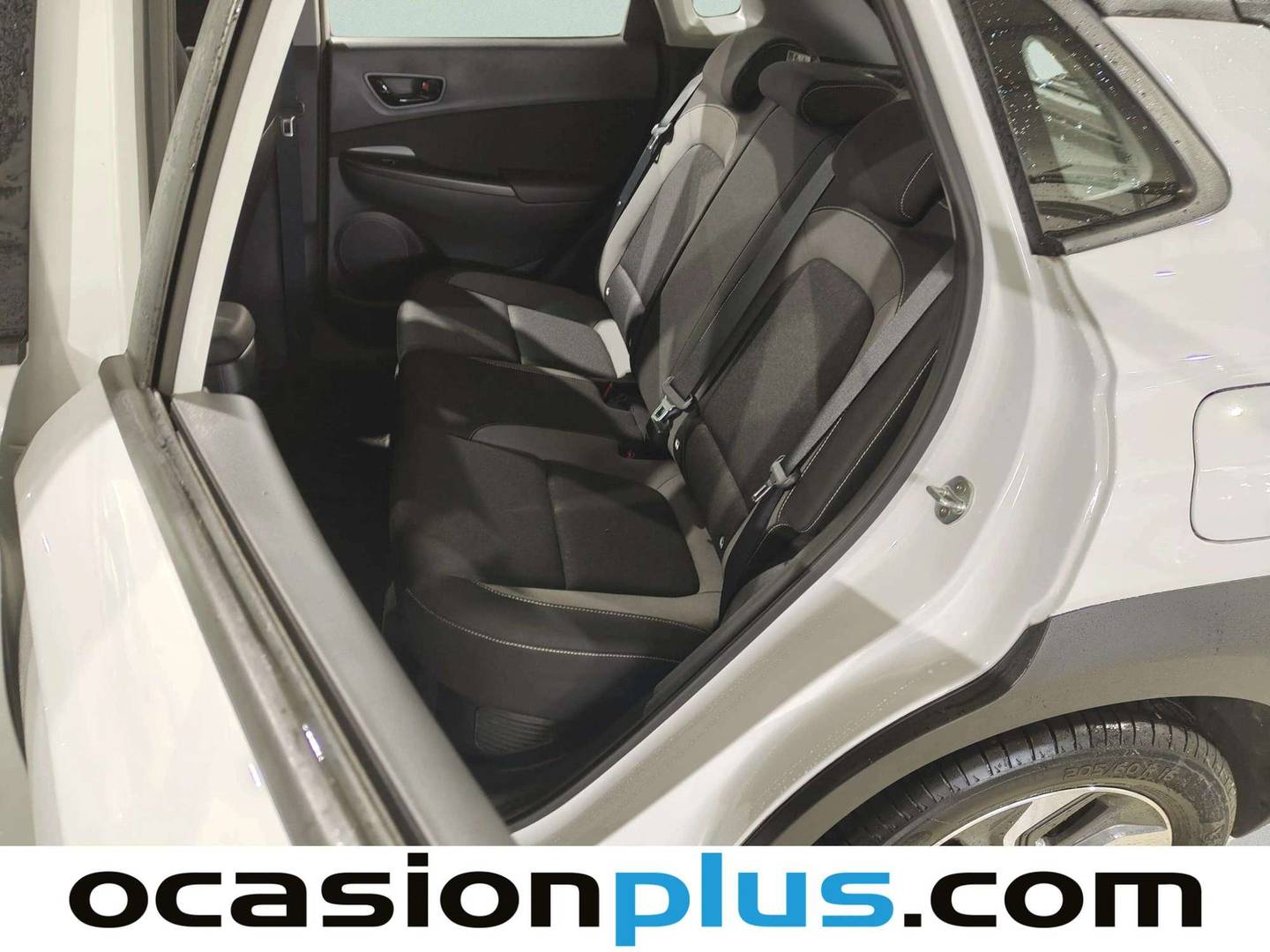 Foto Hyundai Kona Hyundai Kona 1.6 GDI HEV Klass DT (141 CV)