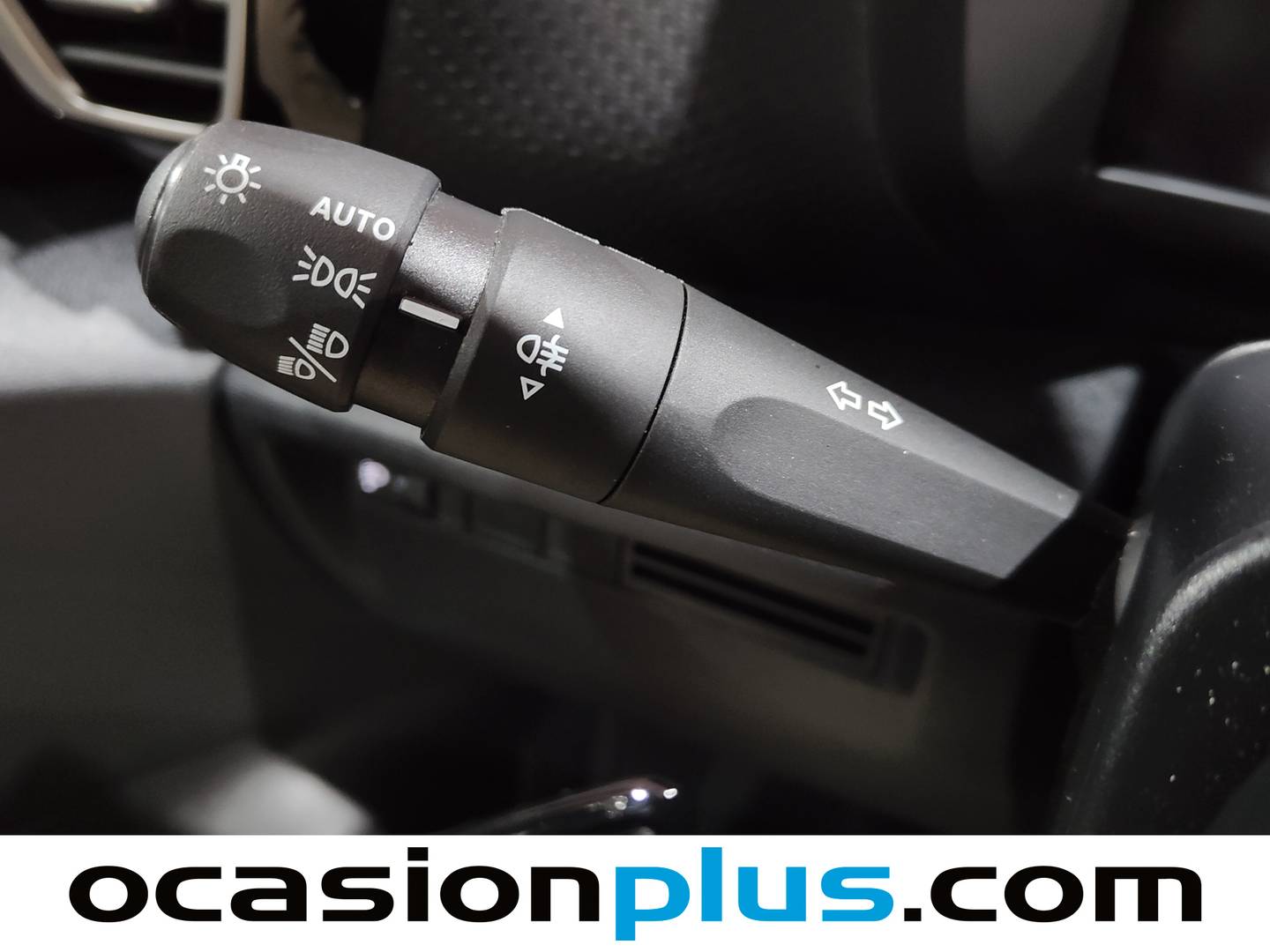 Citroën C4 Citroën C4 Hybrid 136 e-DCS6 Business Edition (136 CV) 2025