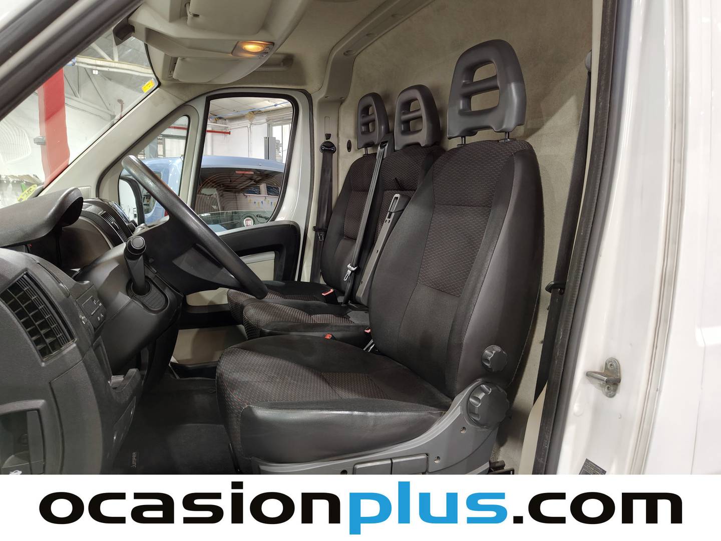 Foto asientos delanteros Citroën Jumper Citroën Jumper Furgon BlueHDi 130 30 L1H1 (130 CV)