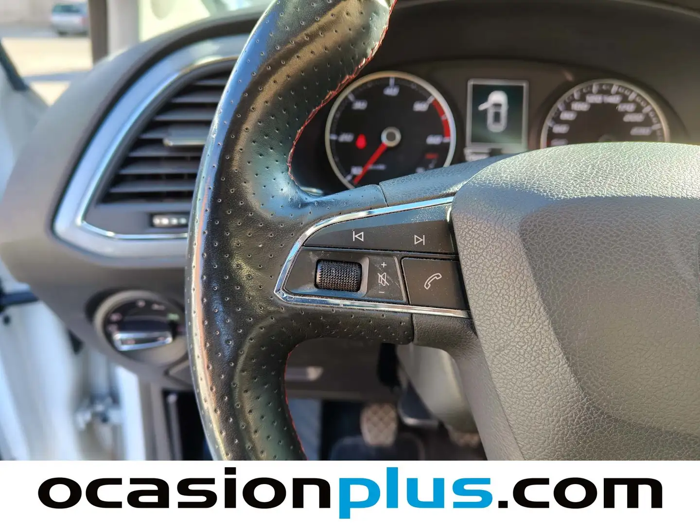 Foto Seat León SEAT León ST 2.0 TDI S&S FR (184 CV)