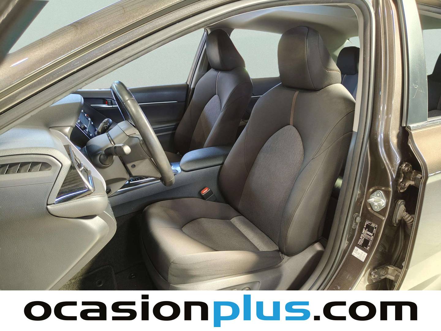 Foto asientos delanteros Toyota Camry Toyota Camry 2.5 220H Advance (218 CV)