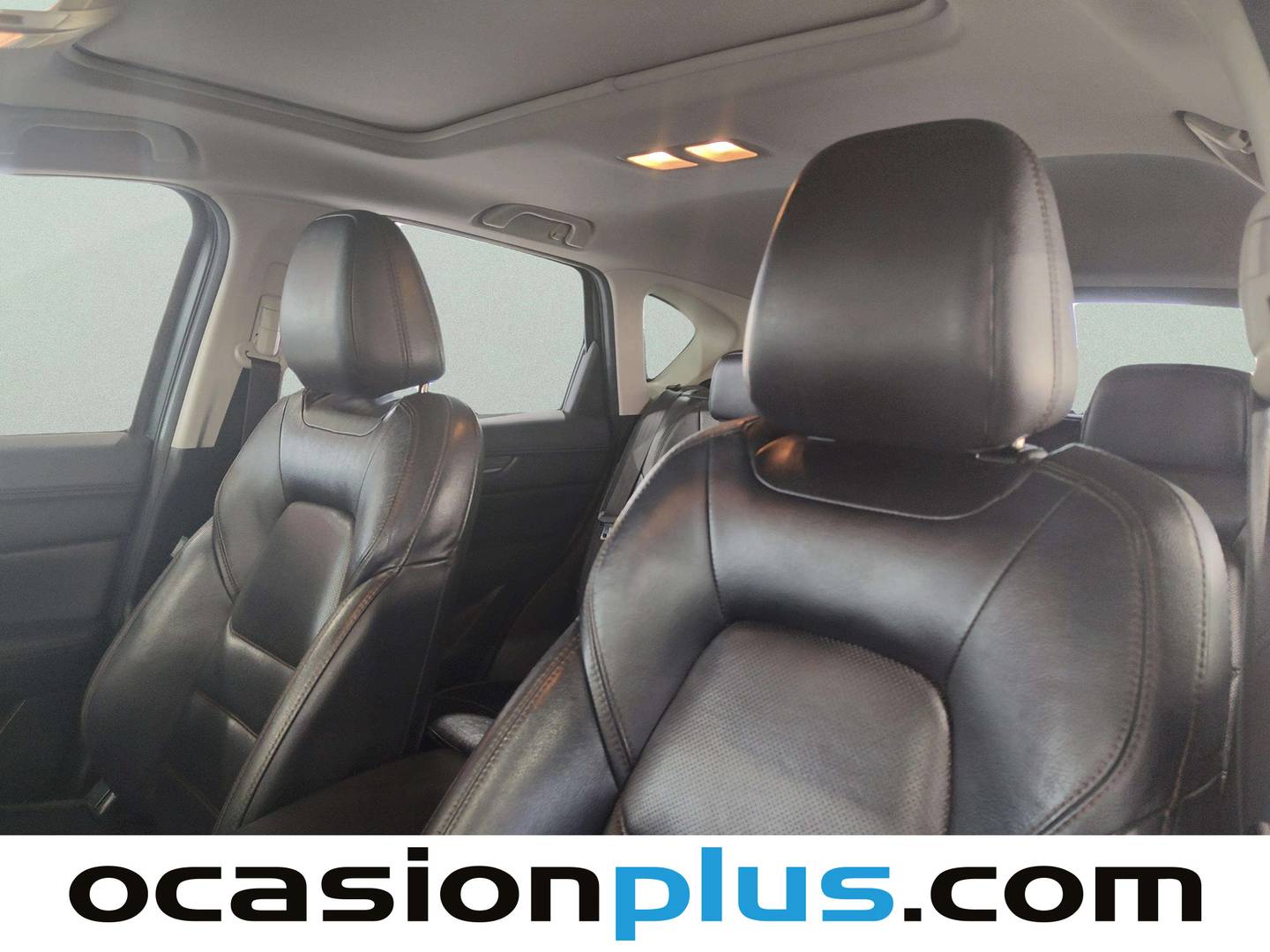 Equipamiento del Mazda CX-5 Mazda CX-5 2.2 DE Luxury + Premium + Travel + SunRoof 4WD Auto (175 CV)