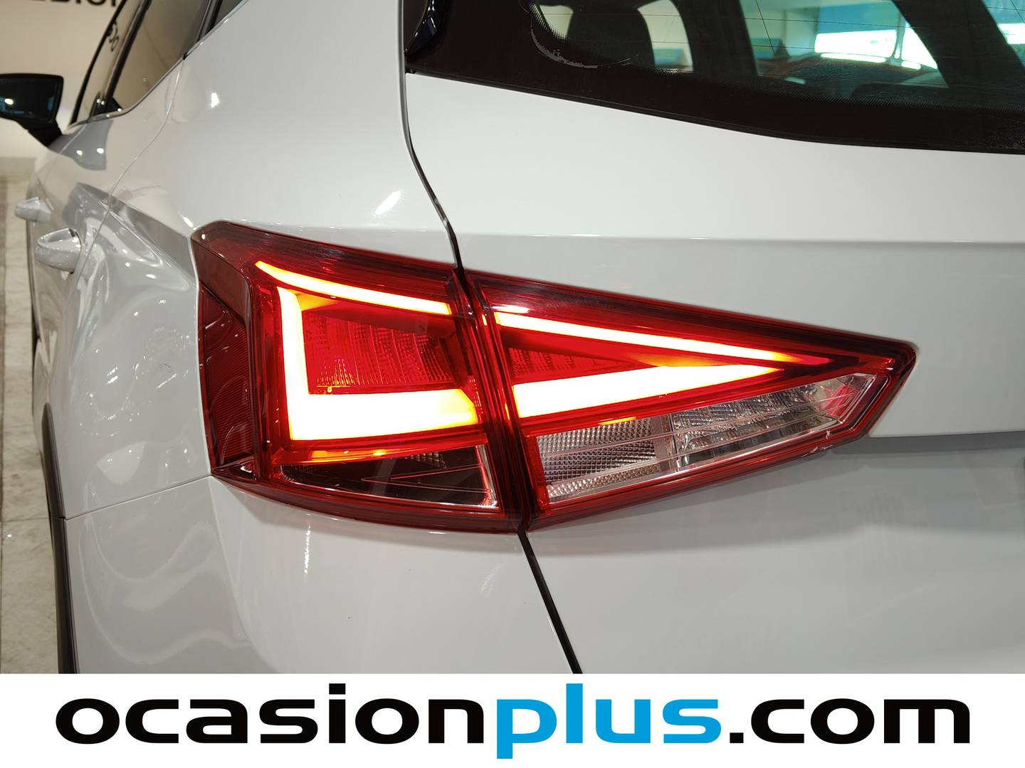 Foto Seat Arona SEAT Arona 1.5 TSI FR XL DSG (150 CV)