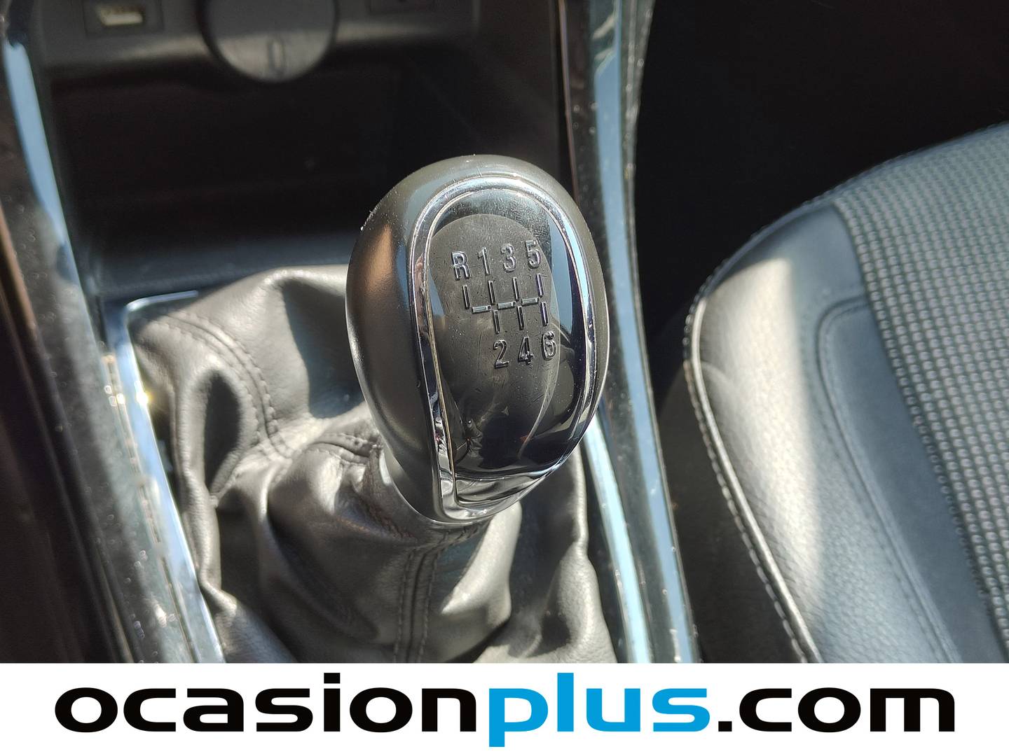 Foto Opel Astra Opel Astra Sports Tourer 1.6 CDTI Excellence Auto (136 CV)