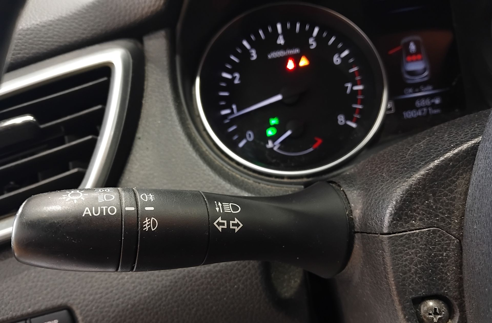 Nissan Qashqai DIG-T 115 Acenta 4x2 XTronic - foto 20