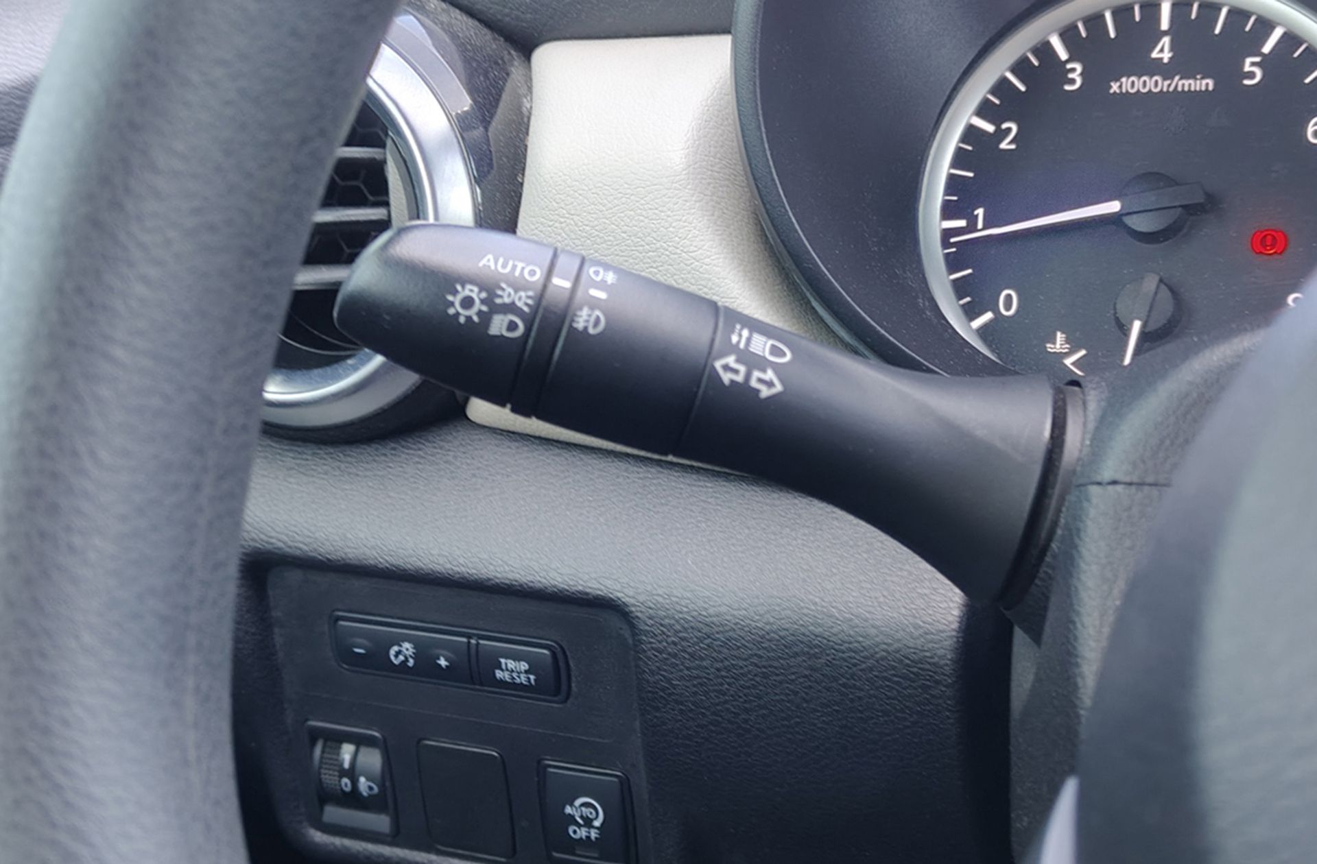 Nissan Micra IG-T Acenta - foto 19