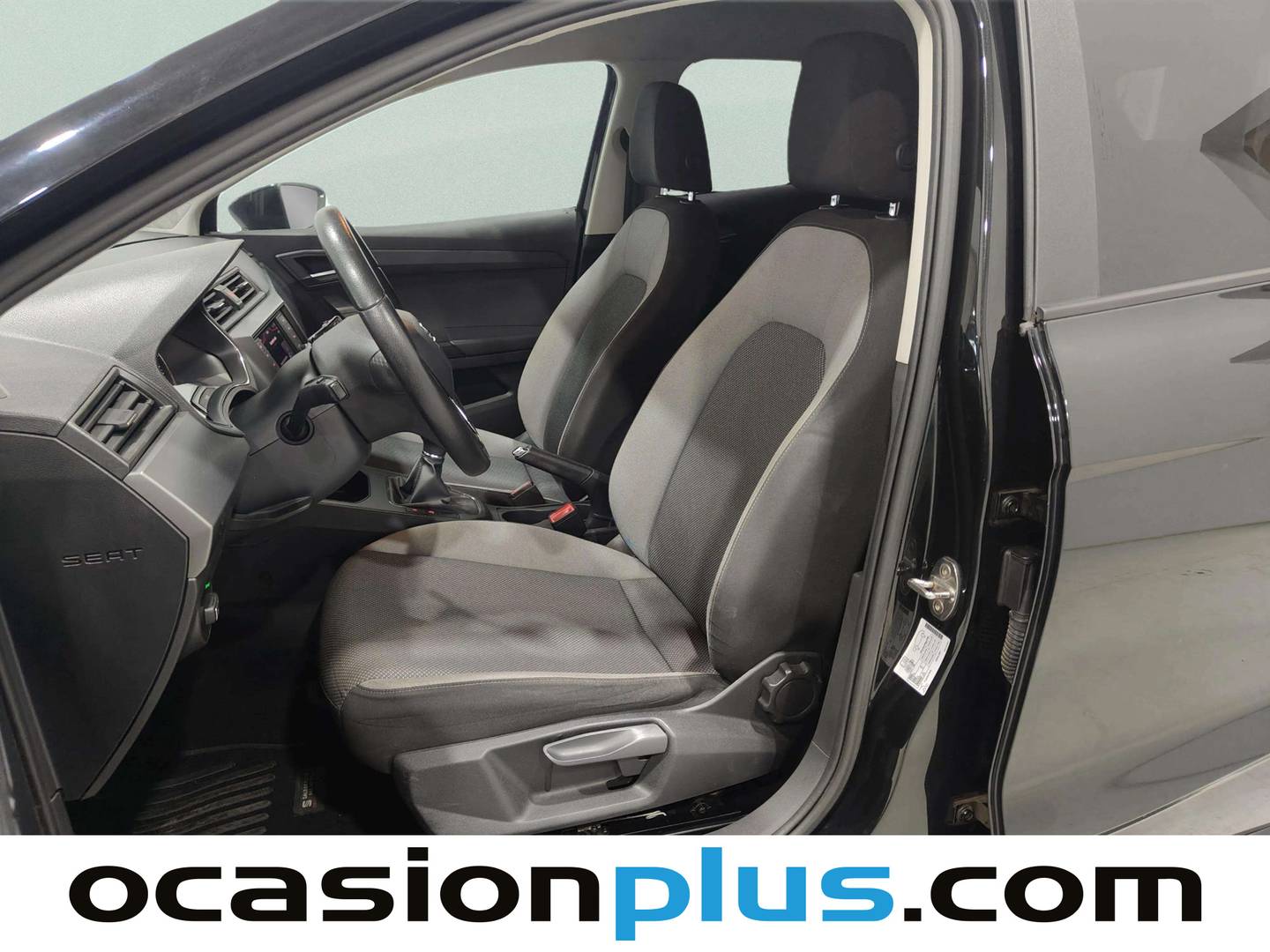 Foto asientos delanteros Seat Ibiza Seat Ibiza 1.0 MPI Style Plus (80 CV)