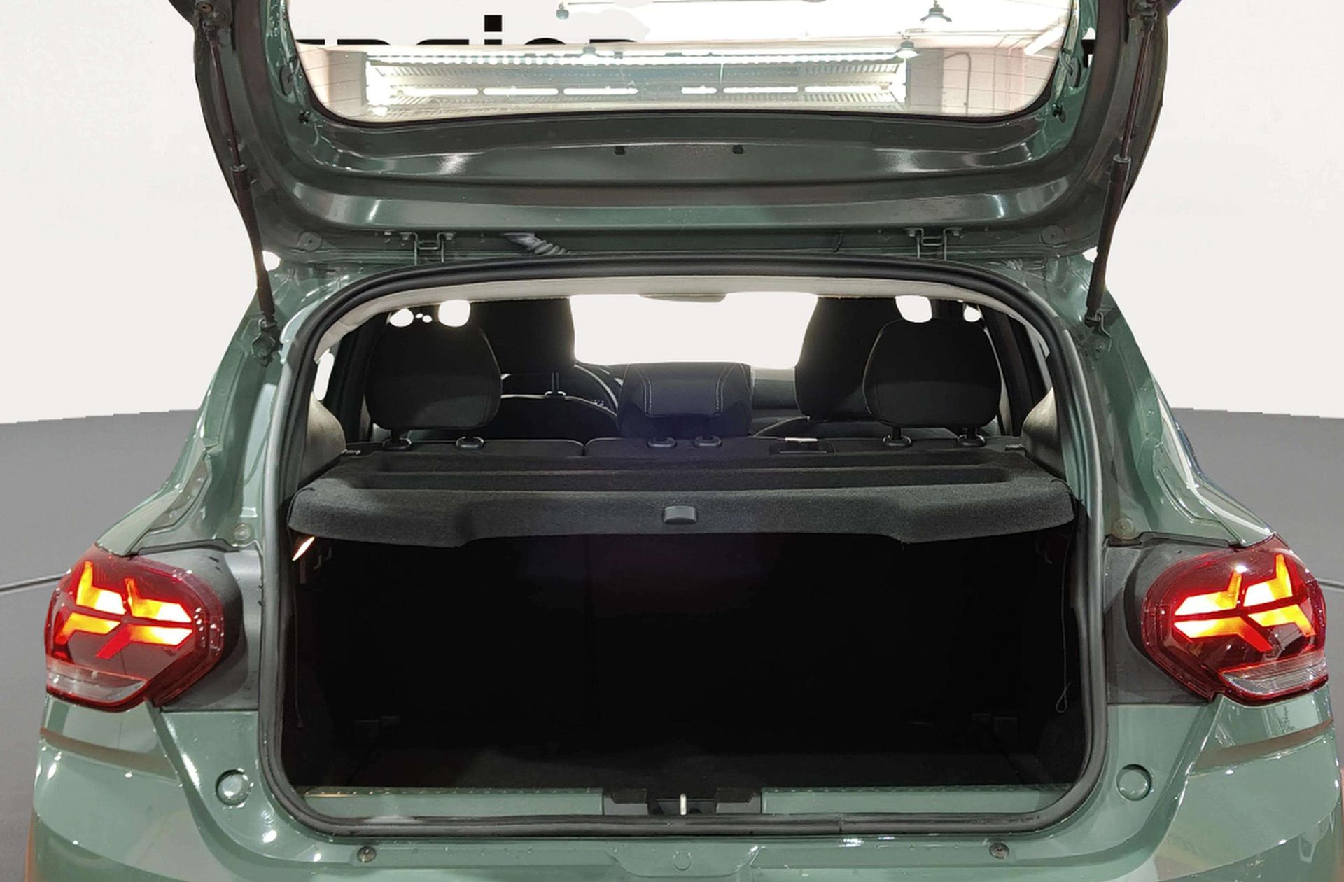Dacia Sandero Stepway Expression Go TCe - foto 17