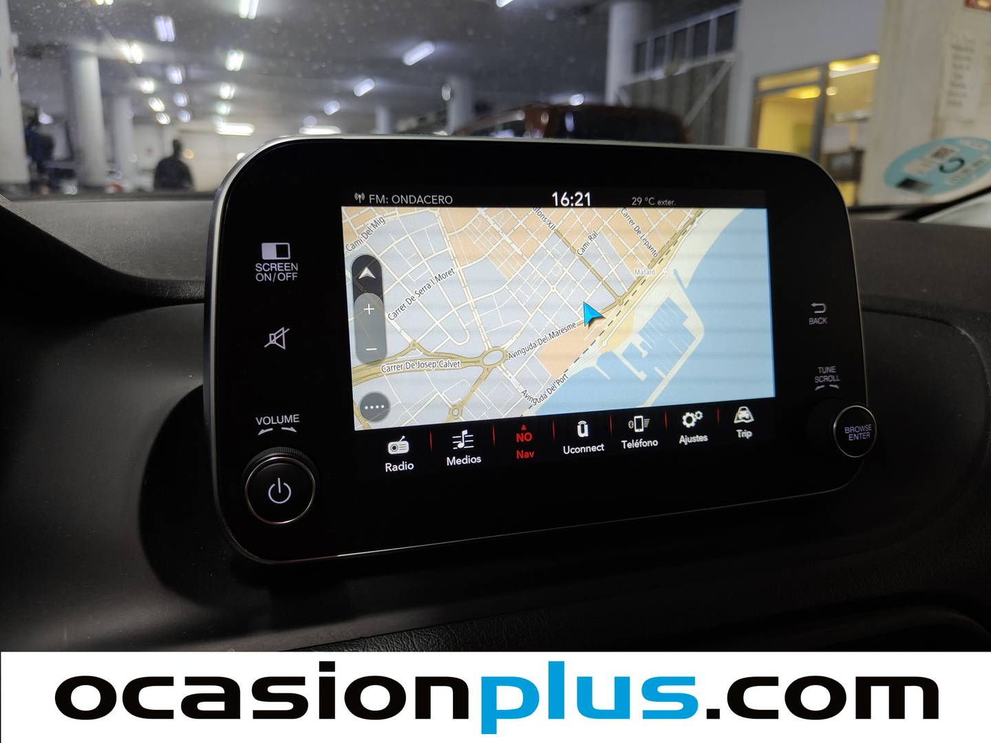 Extras y acabados del Fiat Tipo Fiat Tipo 1.6 Multijet Lounge DDCT (120 CV)