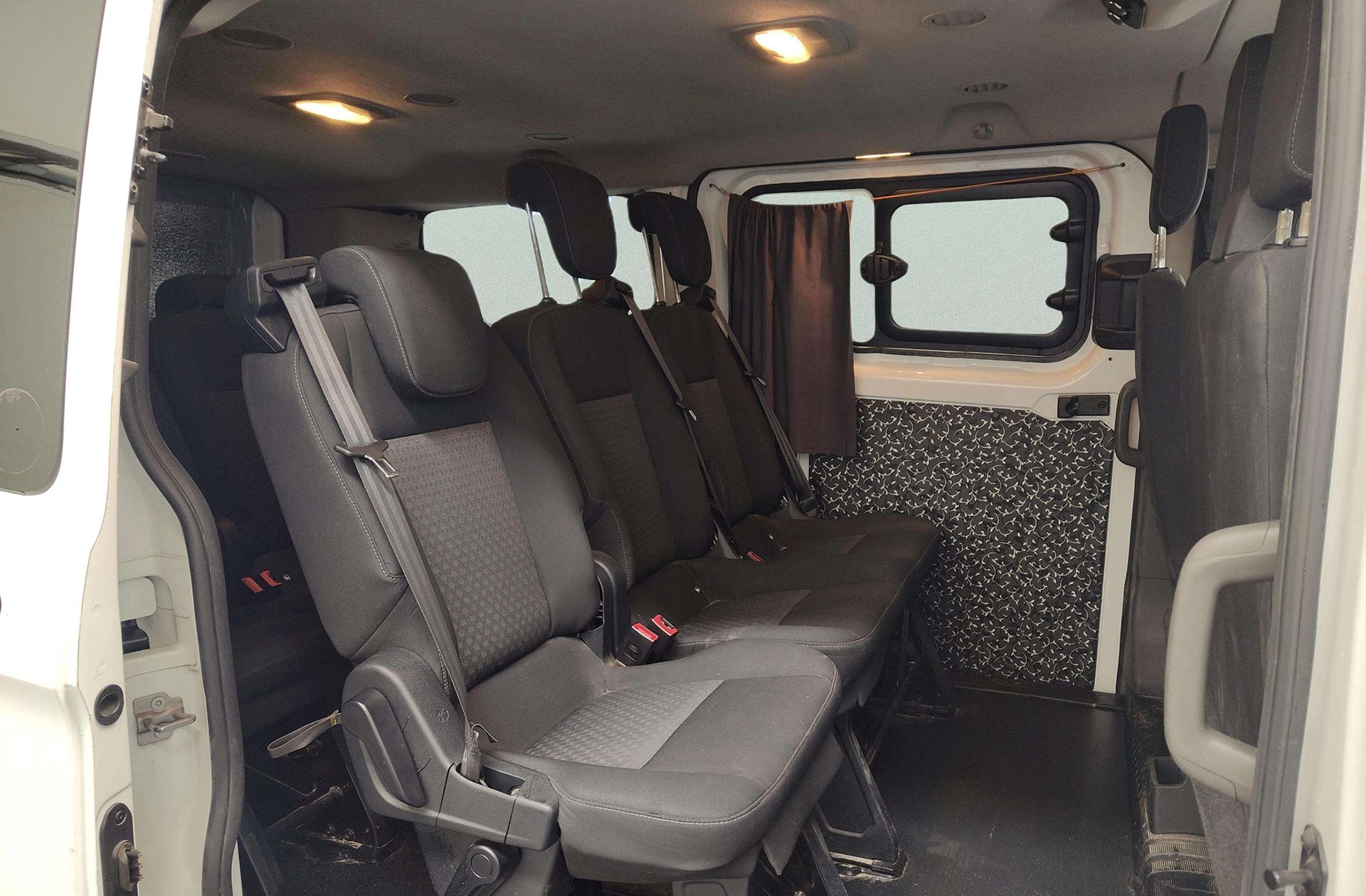 Ford Transit Custom Kombi 2.0 TDCi 320 L1 Trend 9 plazas - foto 17