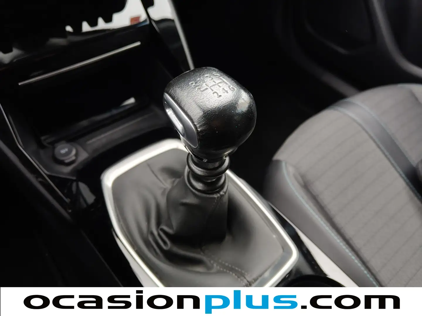 Foto Peugeot 2008 Peugeot 2008 PureTech 130 S&S Allure Pack (130 CV)