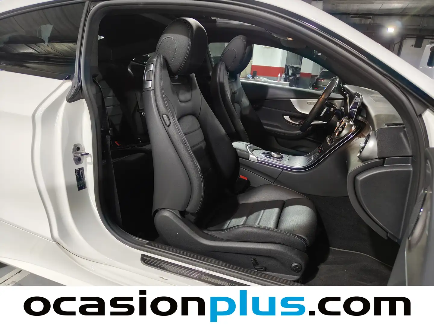 Foto Mercedes Clase C Mercedes-Benz Clase C C 200 Coupe (184 CV) Pack AMG