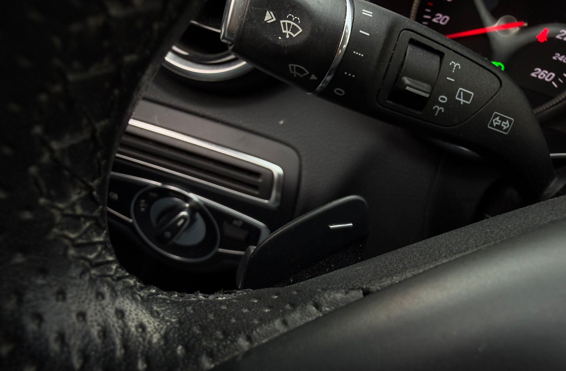 Mercedes-Benz Clase C Estate 220 d (Pack AMG) - foto 26