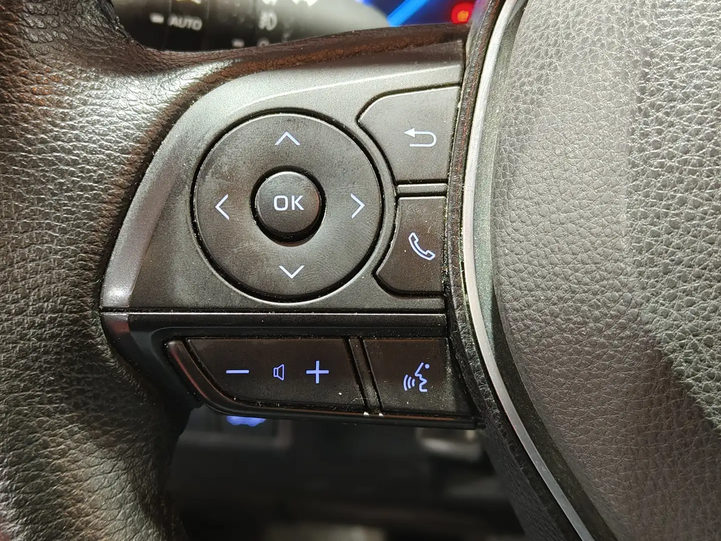 Foto Toyota Rav4 Toyota Rav4 2.5l hybrid Luxury (218 CV)