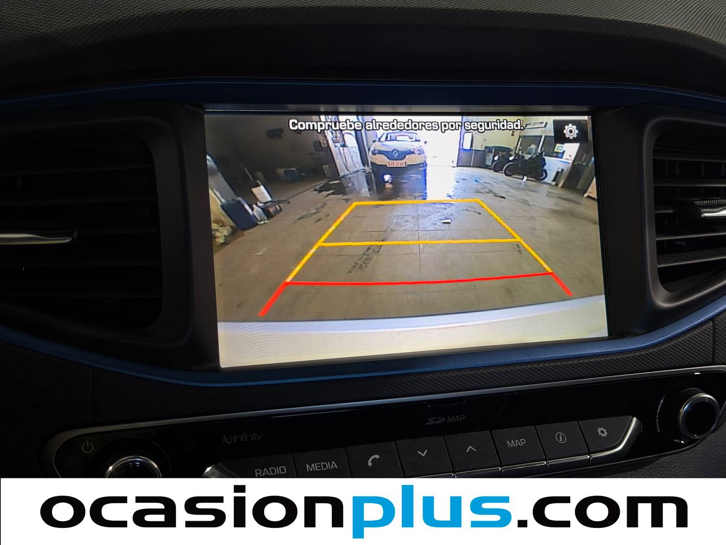 Equipamiento del Hyundai IONIQ Hyundai Ioniq 1.6 GDI HEV Tecno DT (141 CV)