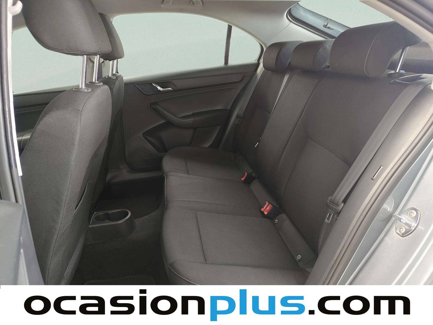 Foto asientos traseros Skoda Rapid Skoda Rapid 1.6 TDI CR Ambition (105 CV)