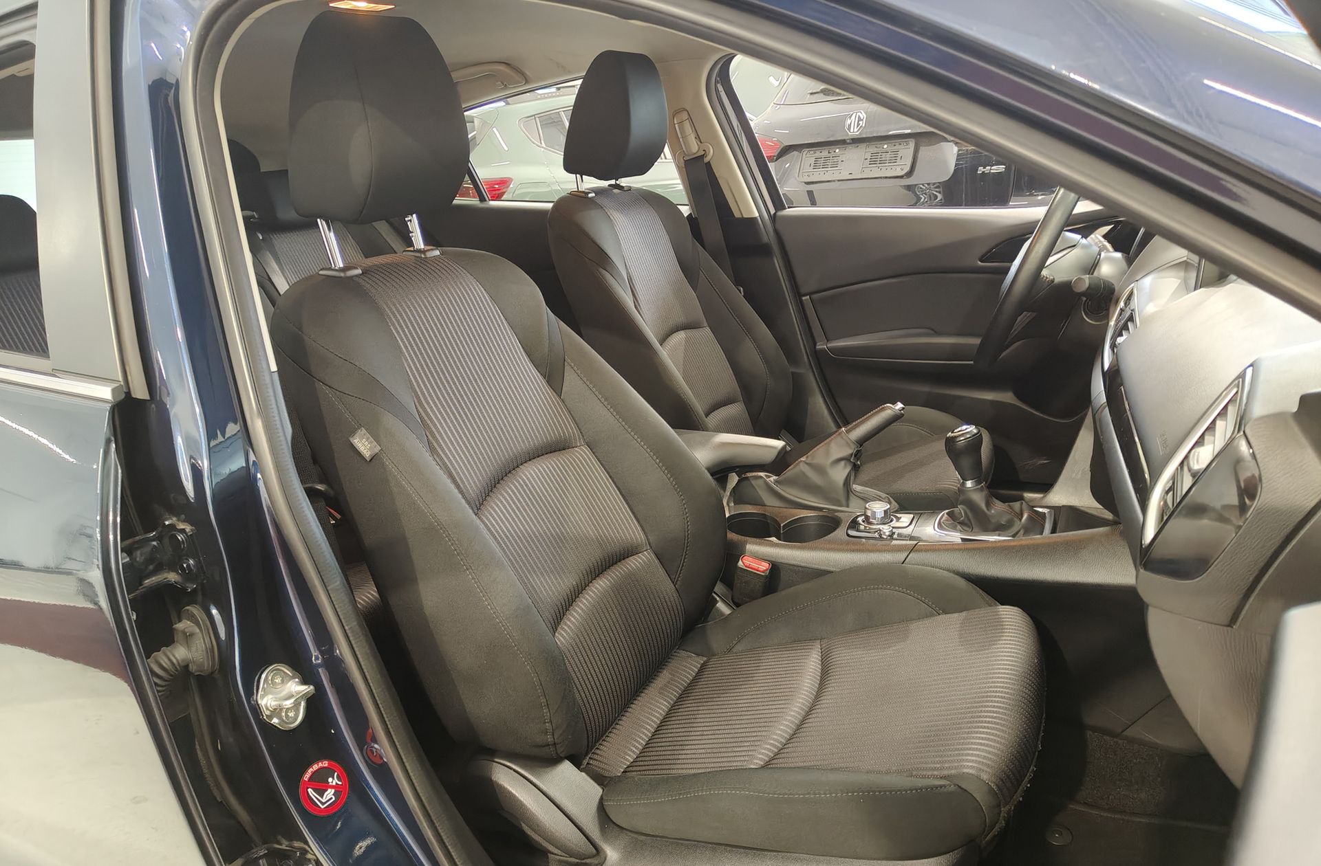 Mazda Mazda3 2.0 GE Style - foto 13
