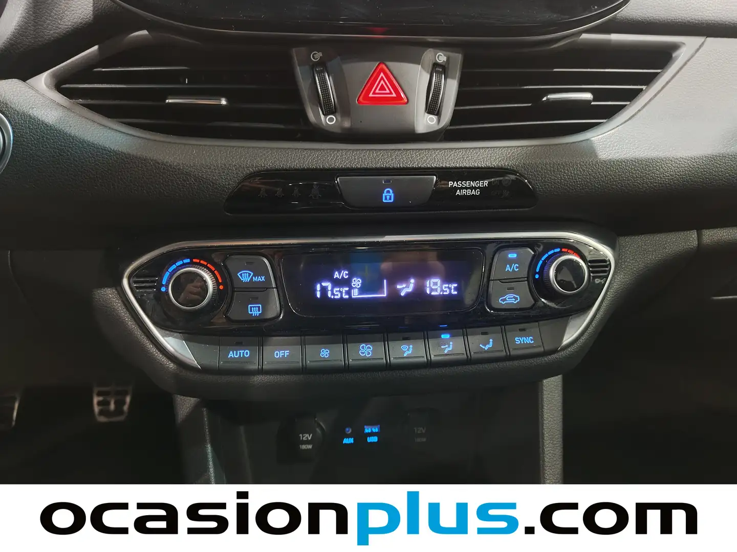 Foto Hyundai i30 Hyundai i30 Fastback 1.0 TGDI N Line (120 CV)