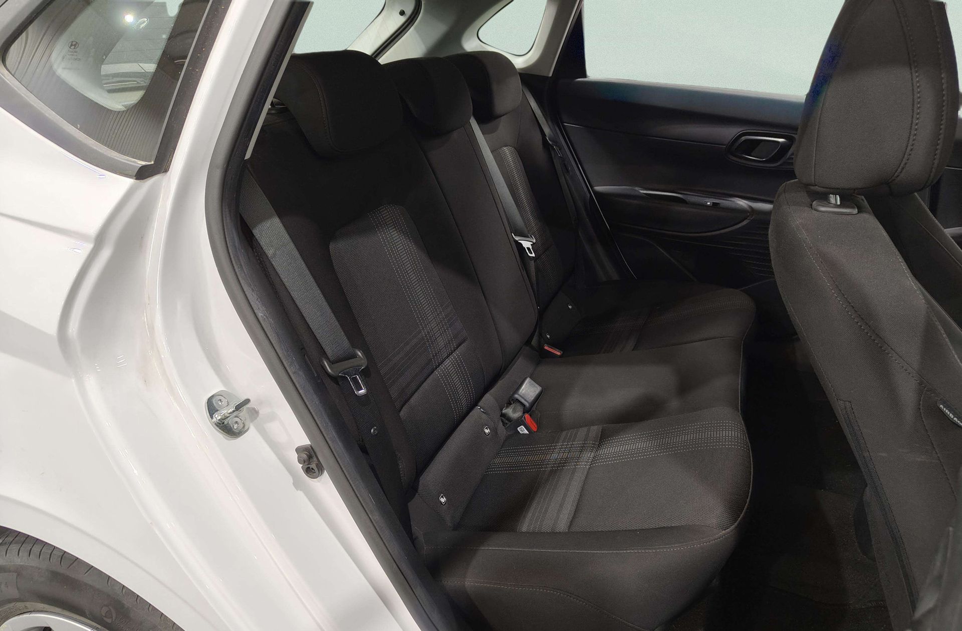 Hyundai i20 1.2 MPI Essence - foto 17