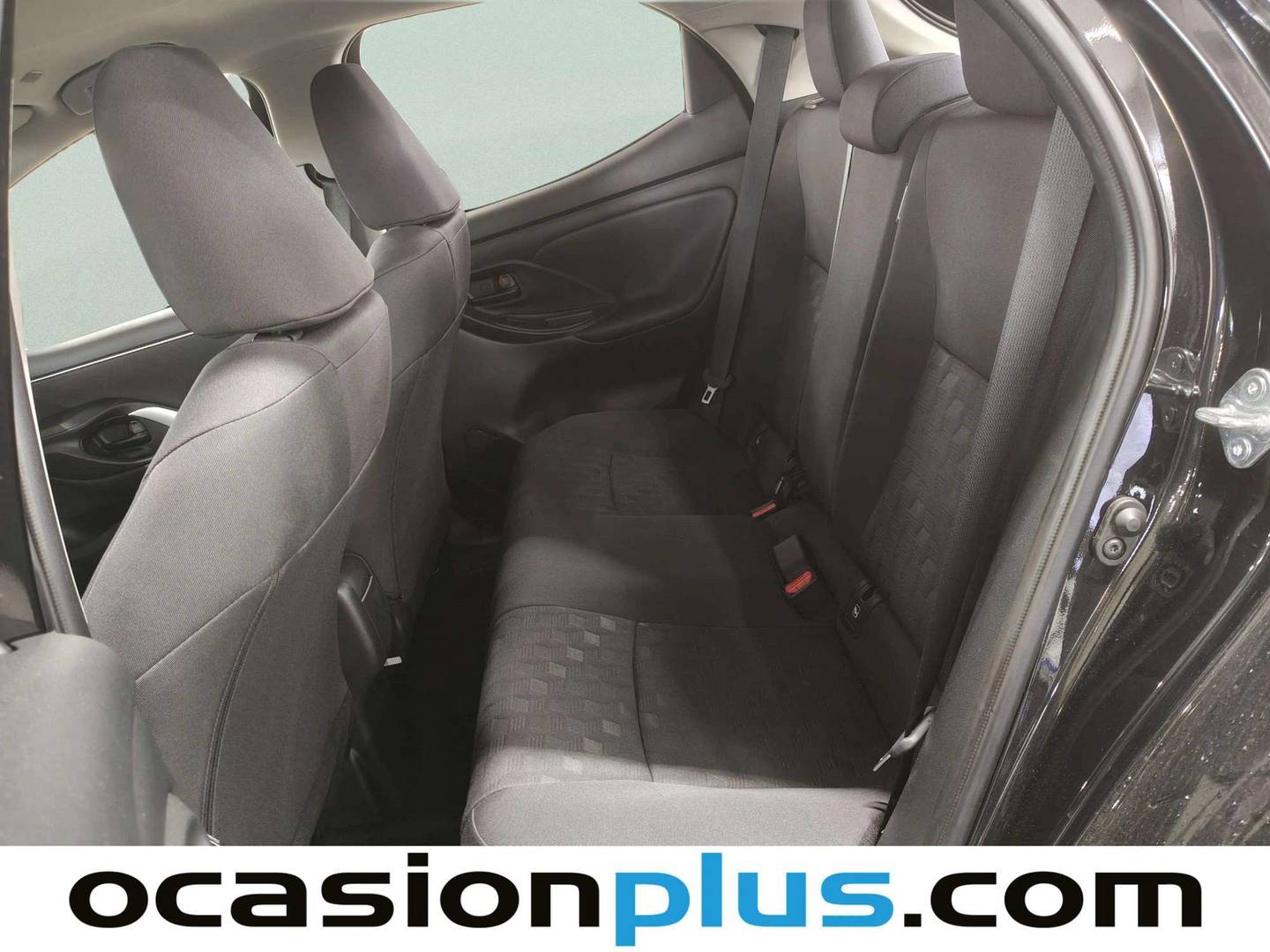 Foto asientos traseros Toyota Yaris Toyota Yaris 120H Active Plus (116 CV)