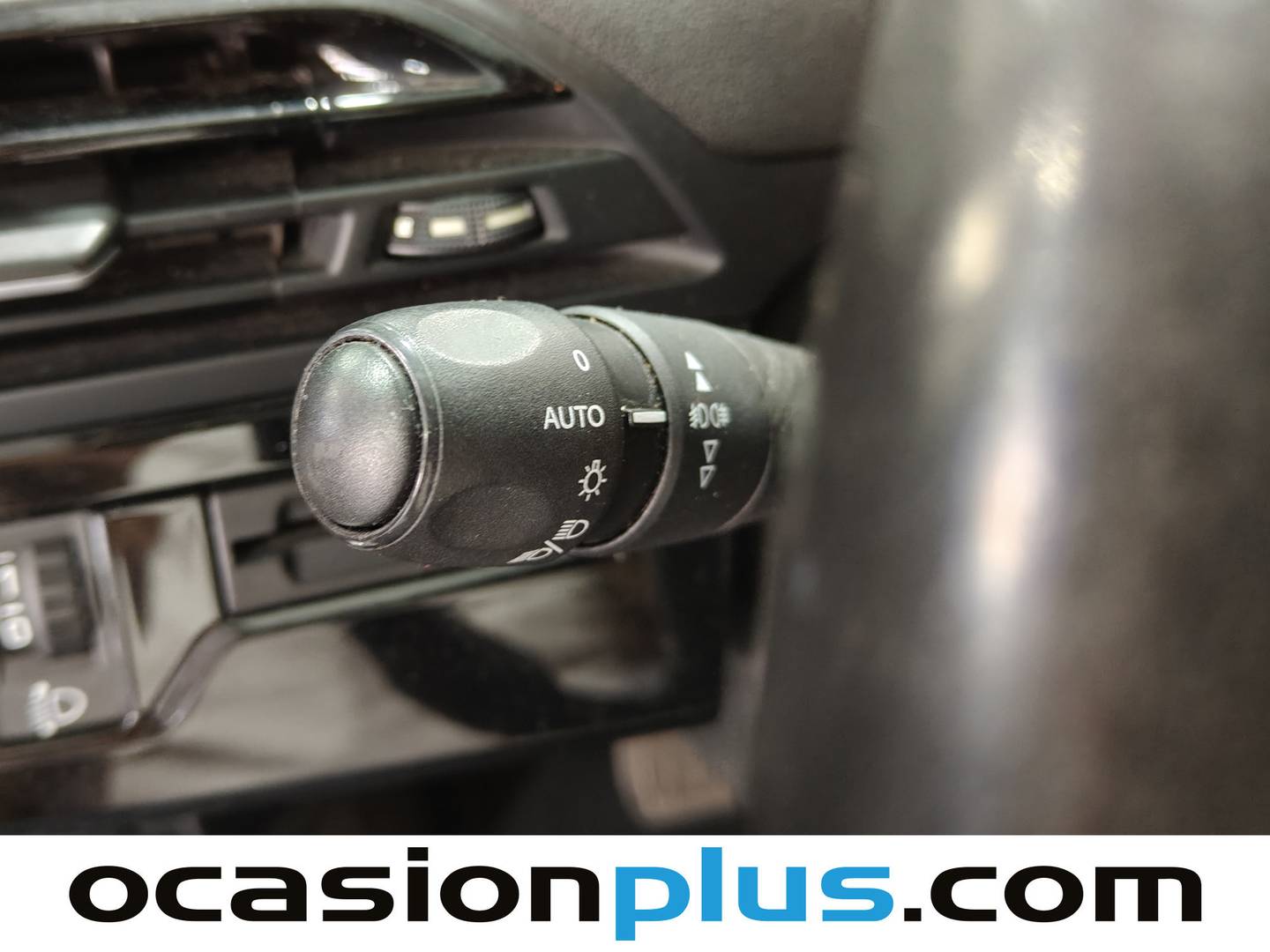 Citroën C4 Spacetourer Citroën C4 Spacetourer PureTech 130 S&S Live EAT8 (130 CV) 2020