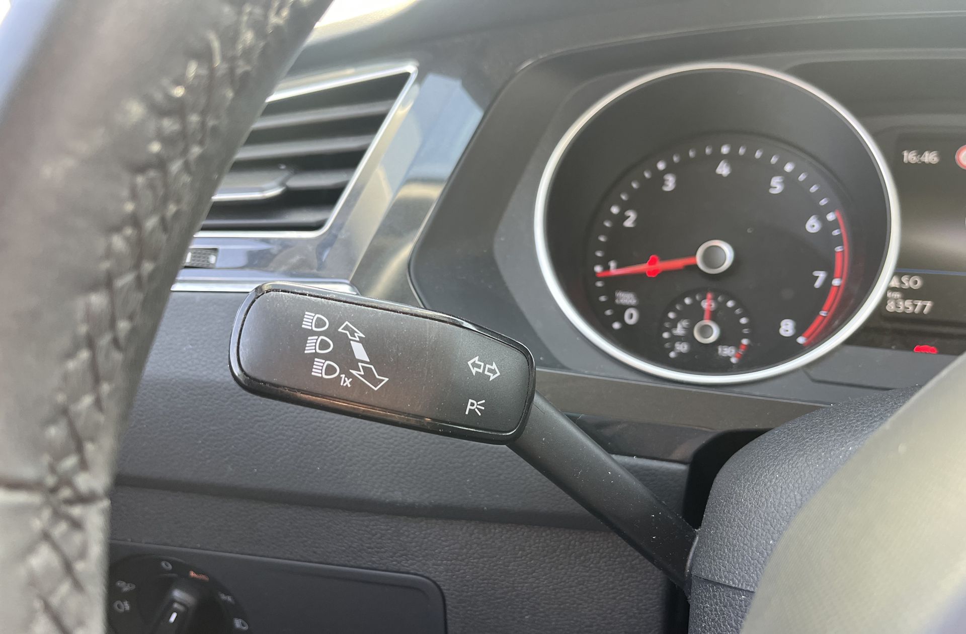Volkswagen Tiguan Life 1.5 TSI DSG - foto 25