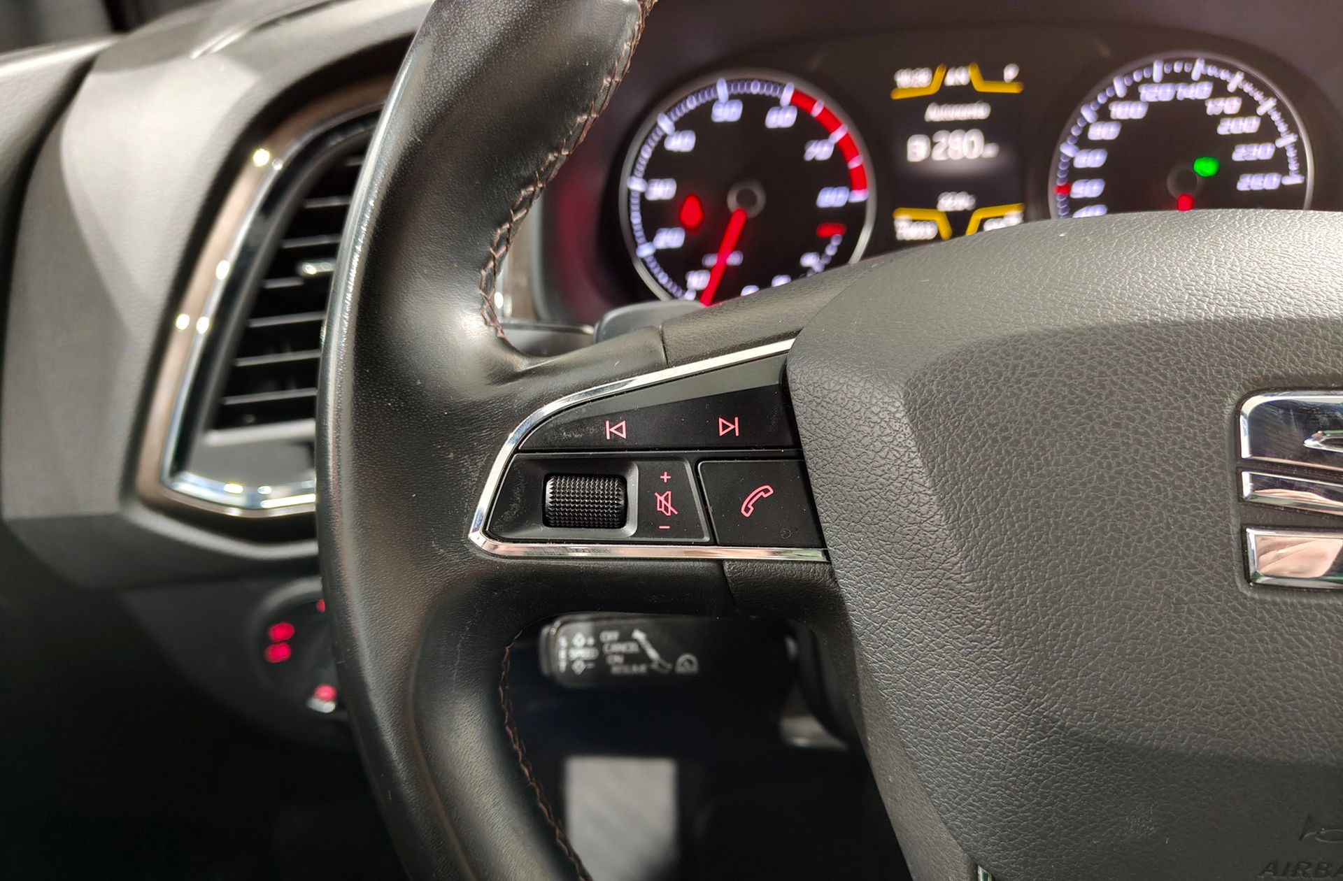 SEAT Ateca 1.4 EcoTSI Xcellence DSG - foto 30