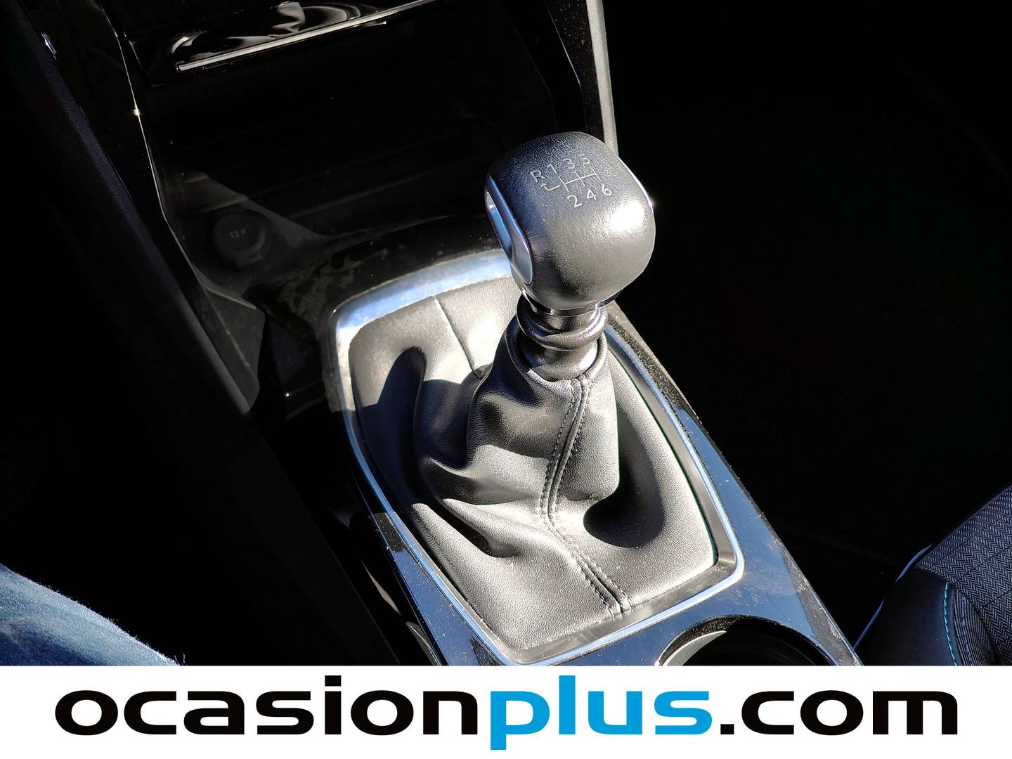 Foto Peugeot 2008 Peugeot 2008 PureTech 130 S&S Allure Pack (130 CV)