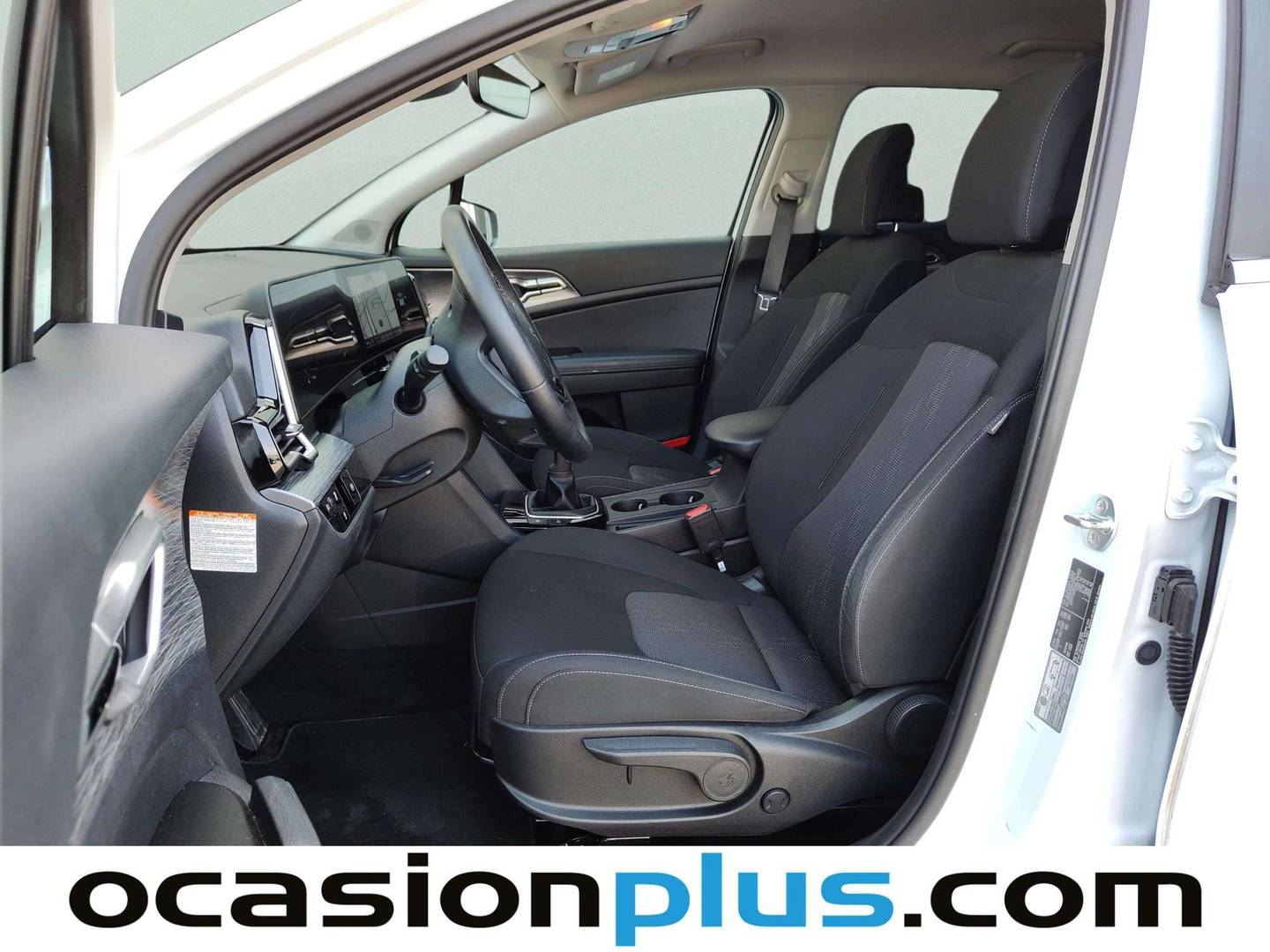 Foto asientos delanteros KIA Sportage KIA Sportage 1.6 T-GDi MHEV Drive 4x2 (150 CV)
