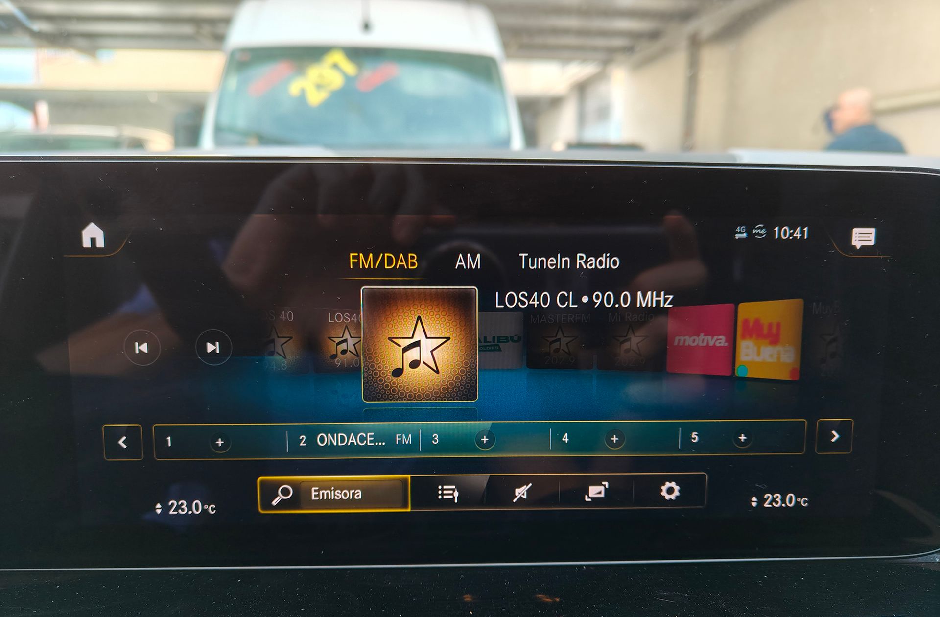 Mercedes-Benz GLA 180 - foto 36