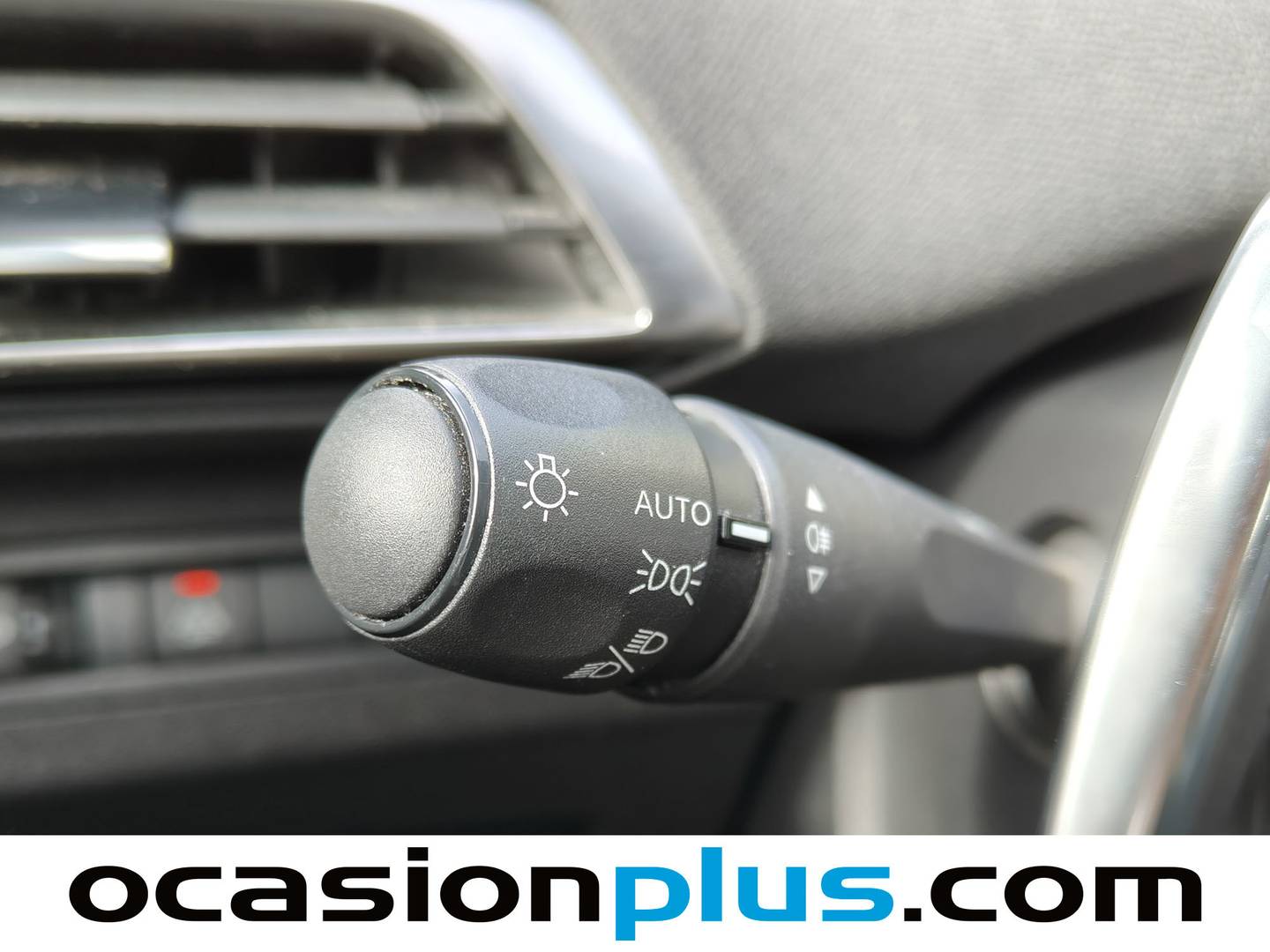 Peugeot 5008 Hybrid Peugeot 5008 Hybrid 1.2 Active Pack eDCS6 (136 CV) 7 Plazas seminuevo