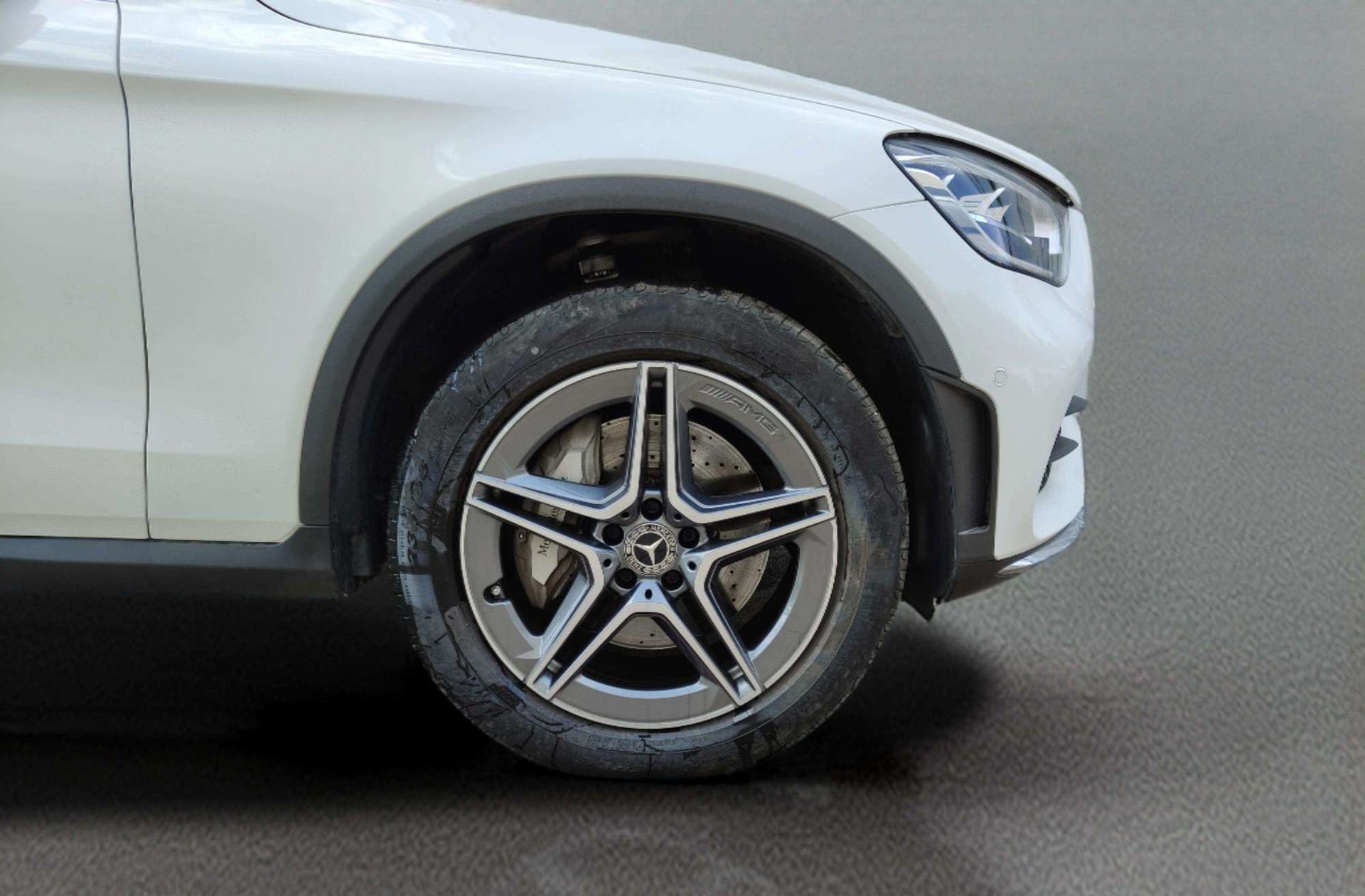 Mercedes-Benz GLC 300 e 4Matic Pack AMG - foto 44