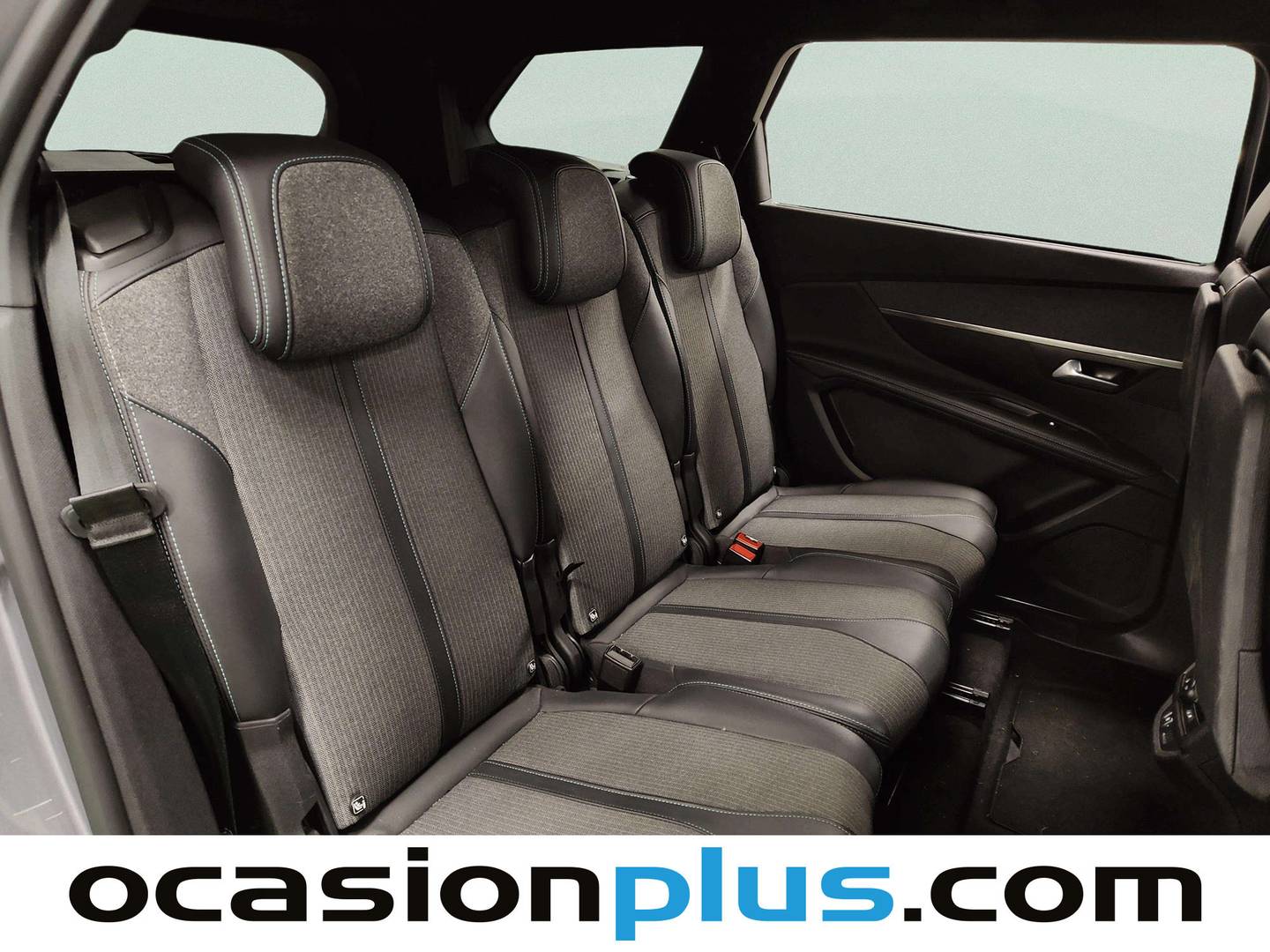 Foto Peugeot 5008 Peugeot 5008 PureTech 130 S&S Allure Pack EAT8 (130 CV) 7 plazas