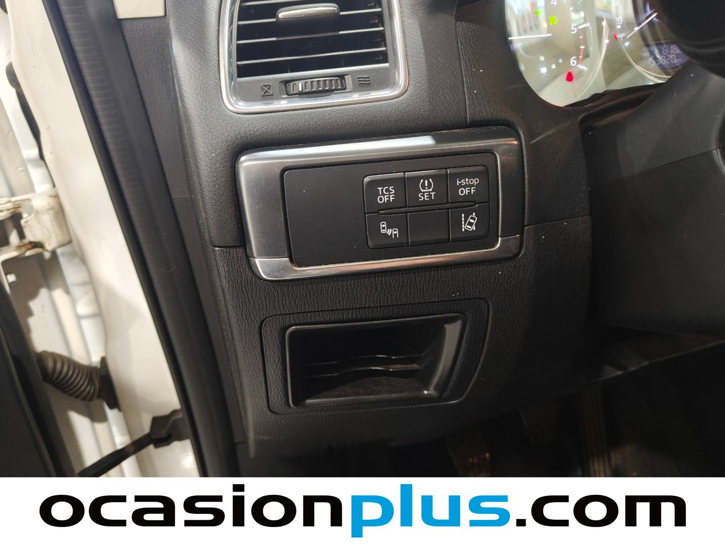 Equipamiento del Mazda CX-5 Mazda CX-5 2.2 DE Luxury 2WD (150 CV)
