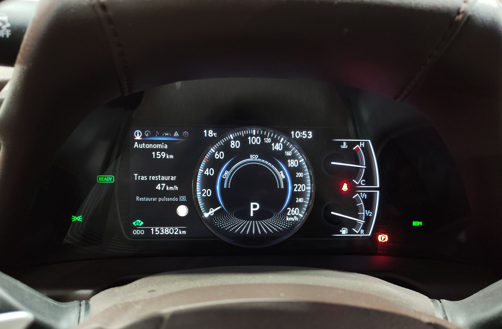 Lexus ES 300h Luxury - foto 36