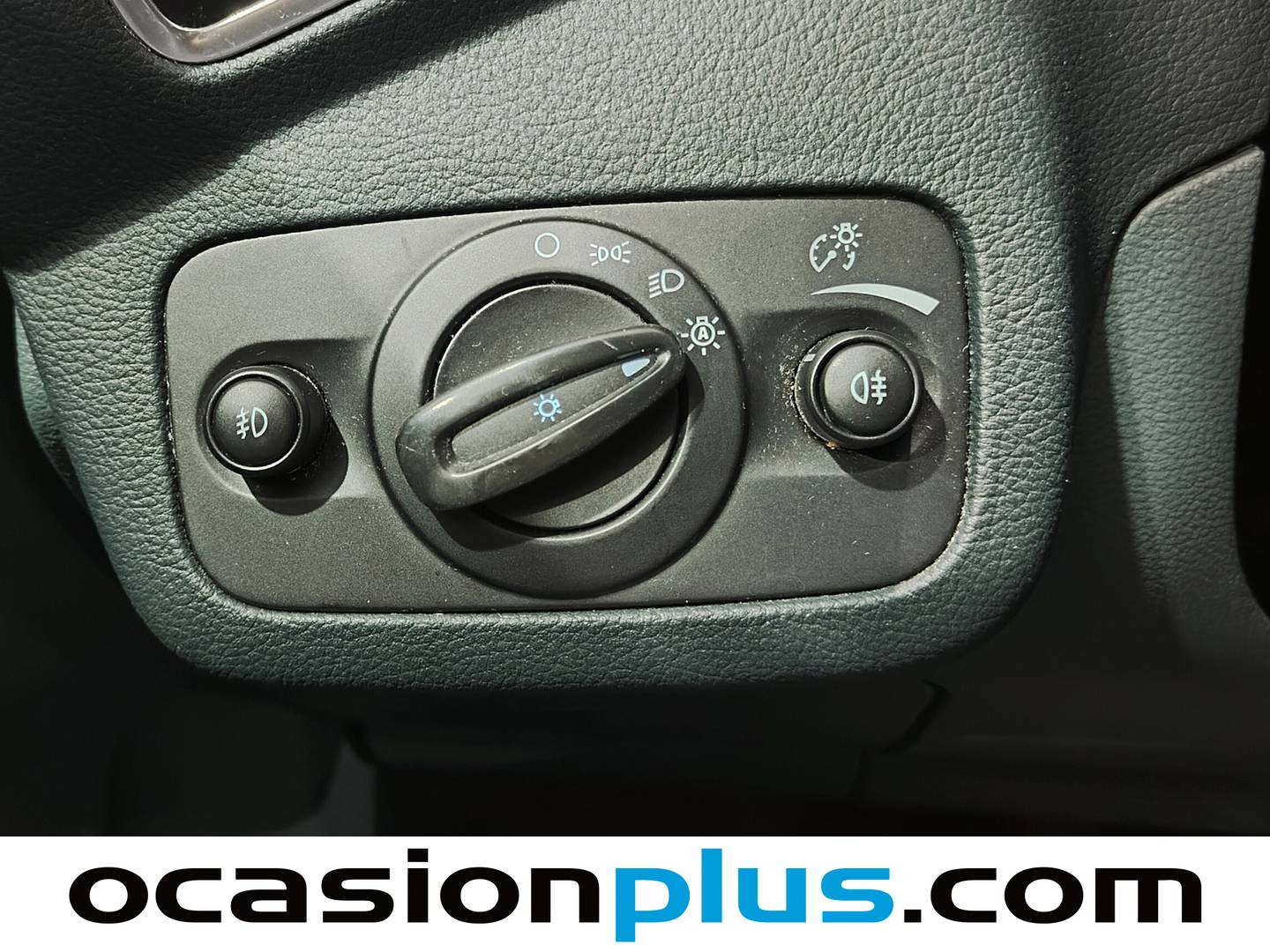 Acabados Ford Grand C-Max Ford Grand C-Max 1.6 EcoBoost S&S Titanium (150 CV)