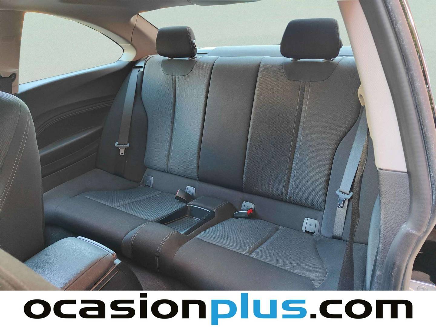 Foto asientos traseros BMW Serie 2 BMW Serie 2 218i Coupe (136 CV)