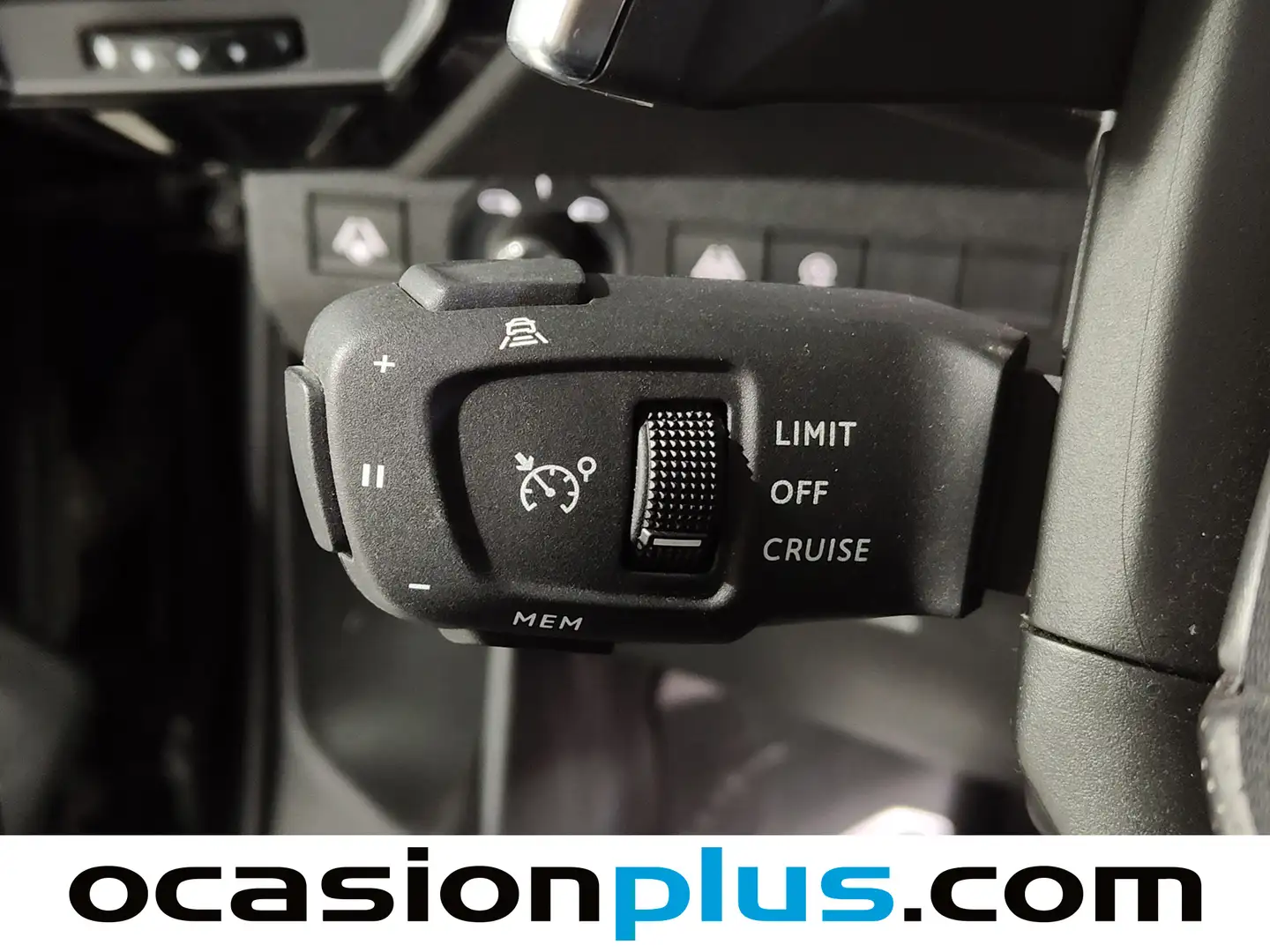 Foto DS DS 7 Crossback DS DS7 Crossback BlueHDi 130 Performance Line Auto (130 CV)