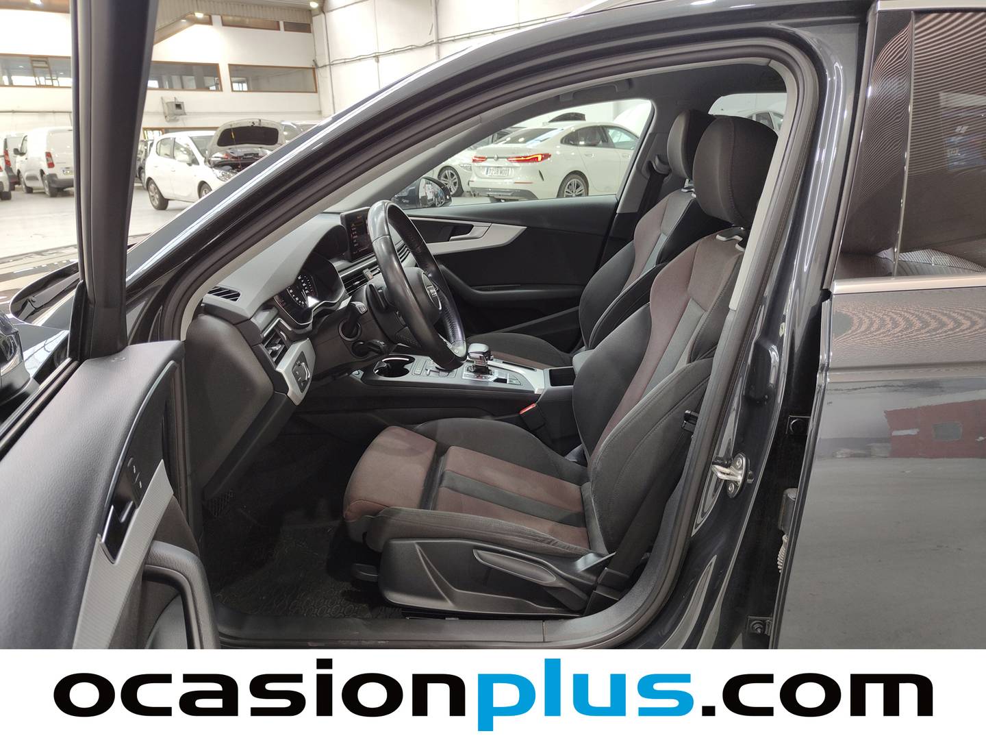 Foto Audi A4 Audi A4 Avant 40 g-tron S line edition S tronic  (170 CV)