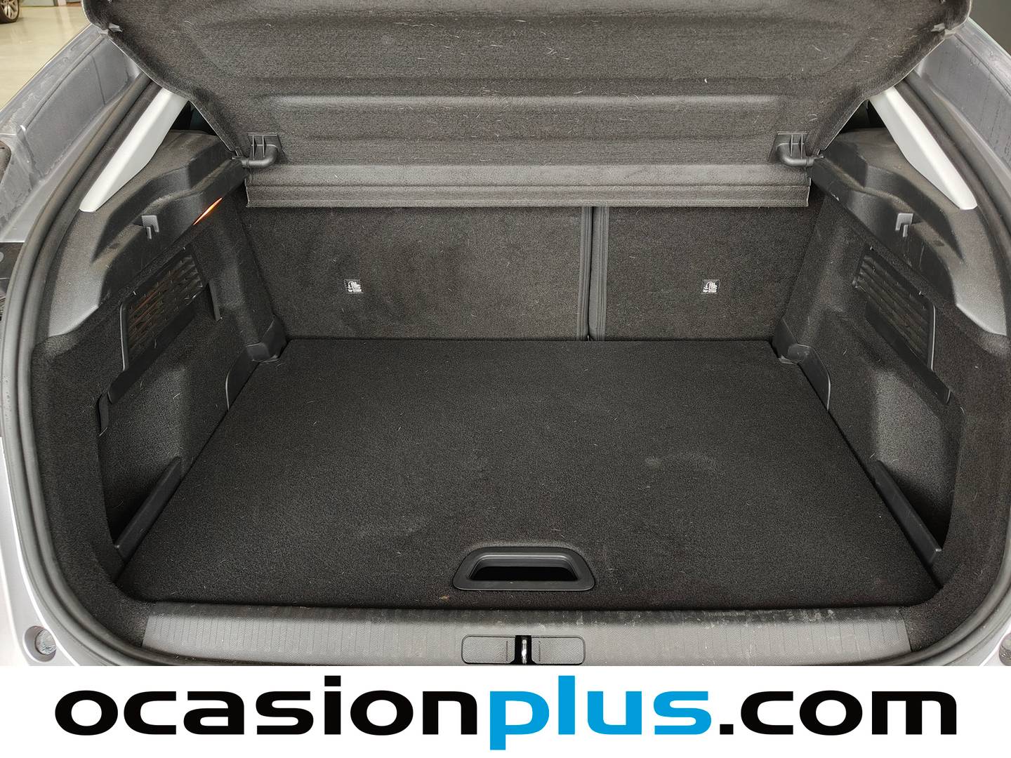 Fotos maletero Citroën C4 Citroën C4 BlueHDi 110 S&S Feel Pack (110 CV)