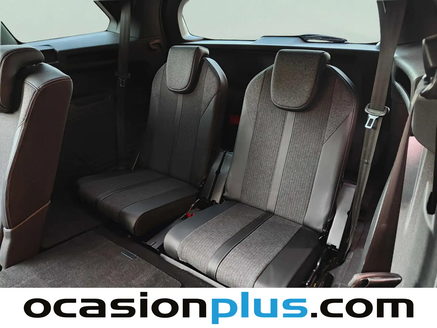 Foto Peugeot 5008 Peugeot 5008 BlueHDI 130 S&S GT Line EAT8 (130 CV) 7 Plazas