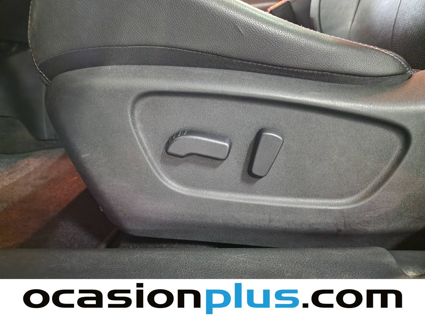 Acabados Nissan QASHQAI Nissan Qashqai dCi 130 S&S Tekna 17" 4x2 XTronic (130 CV)