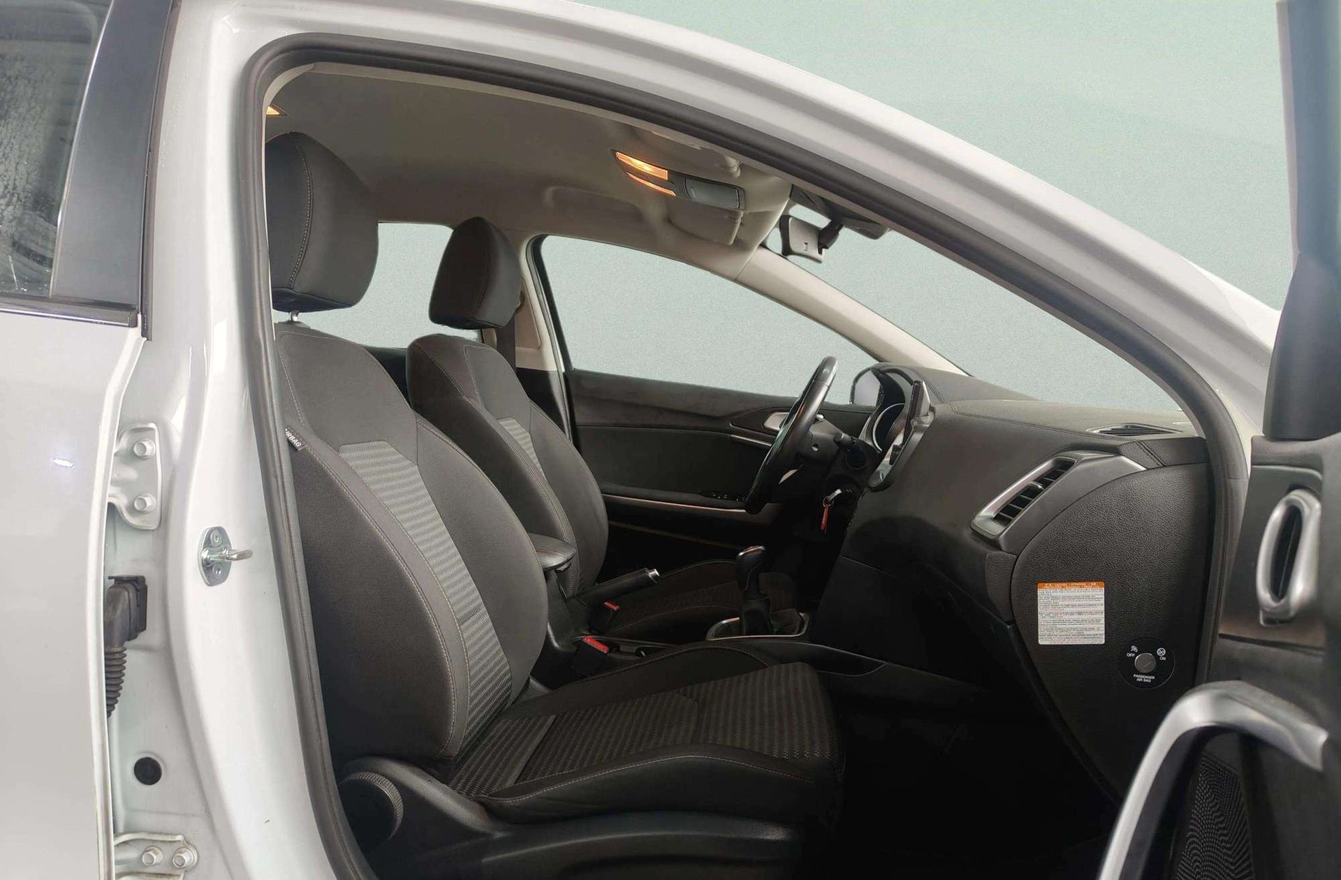 Kia Ceed 1.6 MHEV iMT Drive - foto 16