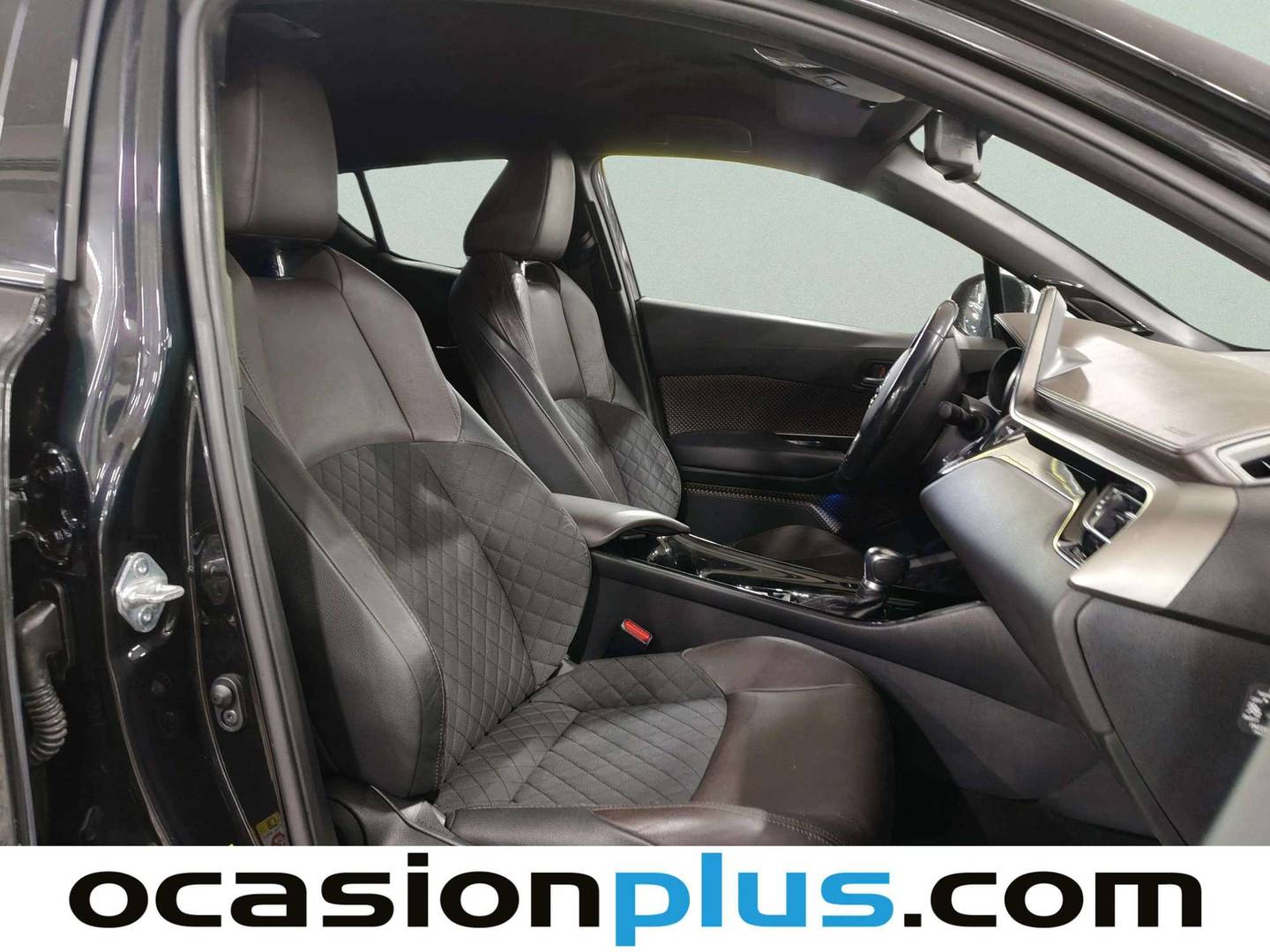 Toyota C-HR Toyota C-HR 1.8 125H Dynamic Plus (122 CV) automático
